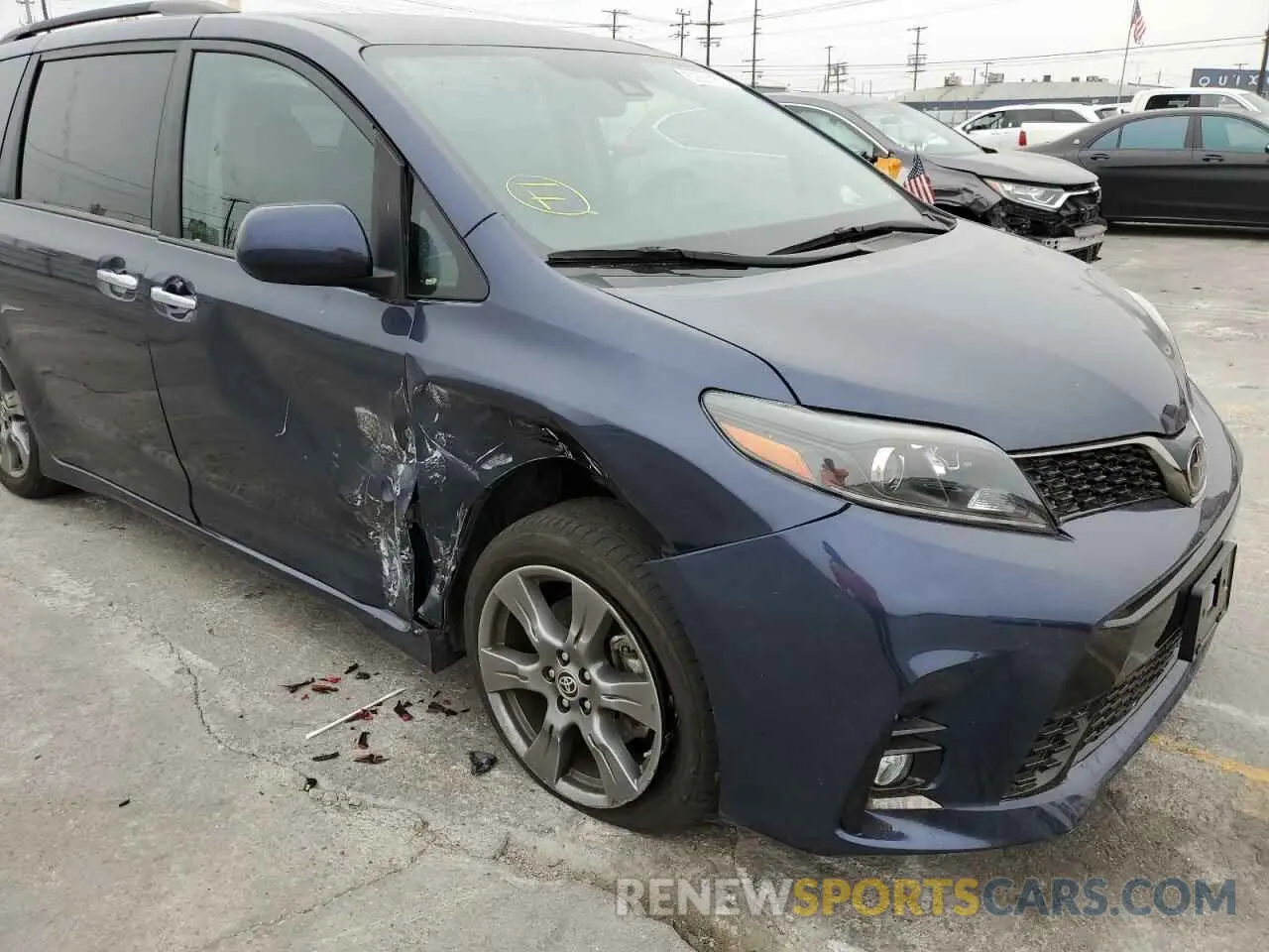 9 fotografías del automóvil dañado 5TDXZ3DC2LS079070 TOYOTA SIENNA 2020