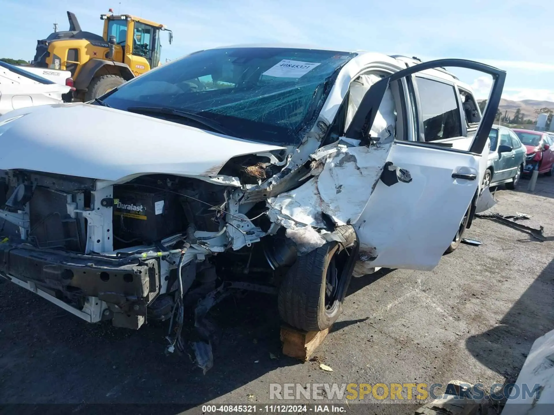 2 fotografías del automóvil dañado 5TDXZ3DC5LS054826 TOYOTA SIENNA 2020