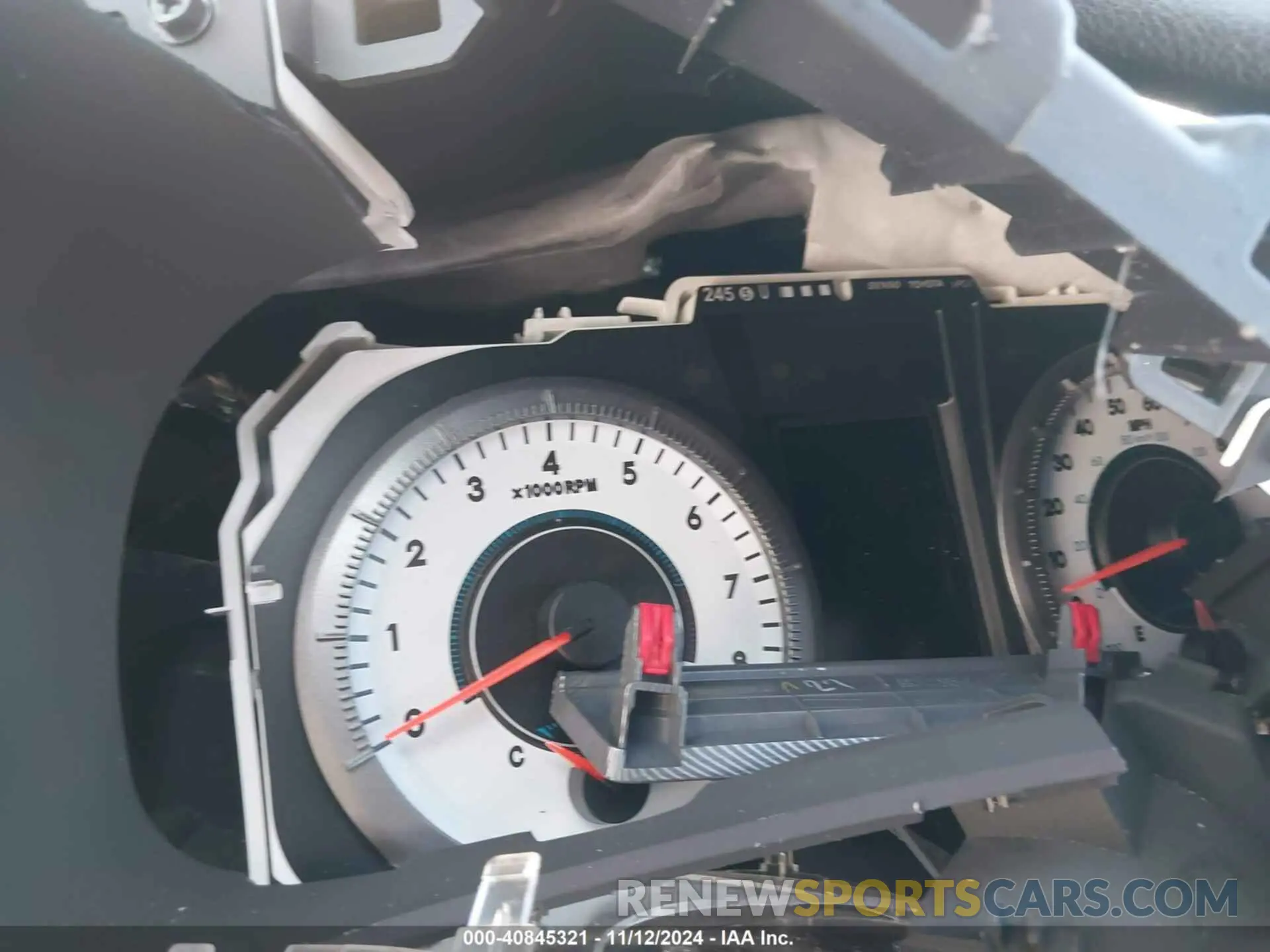 7 fotografías del automóvil dañado 5TDXZ3DC5LS054826 TOYOTA SIENNA 2020