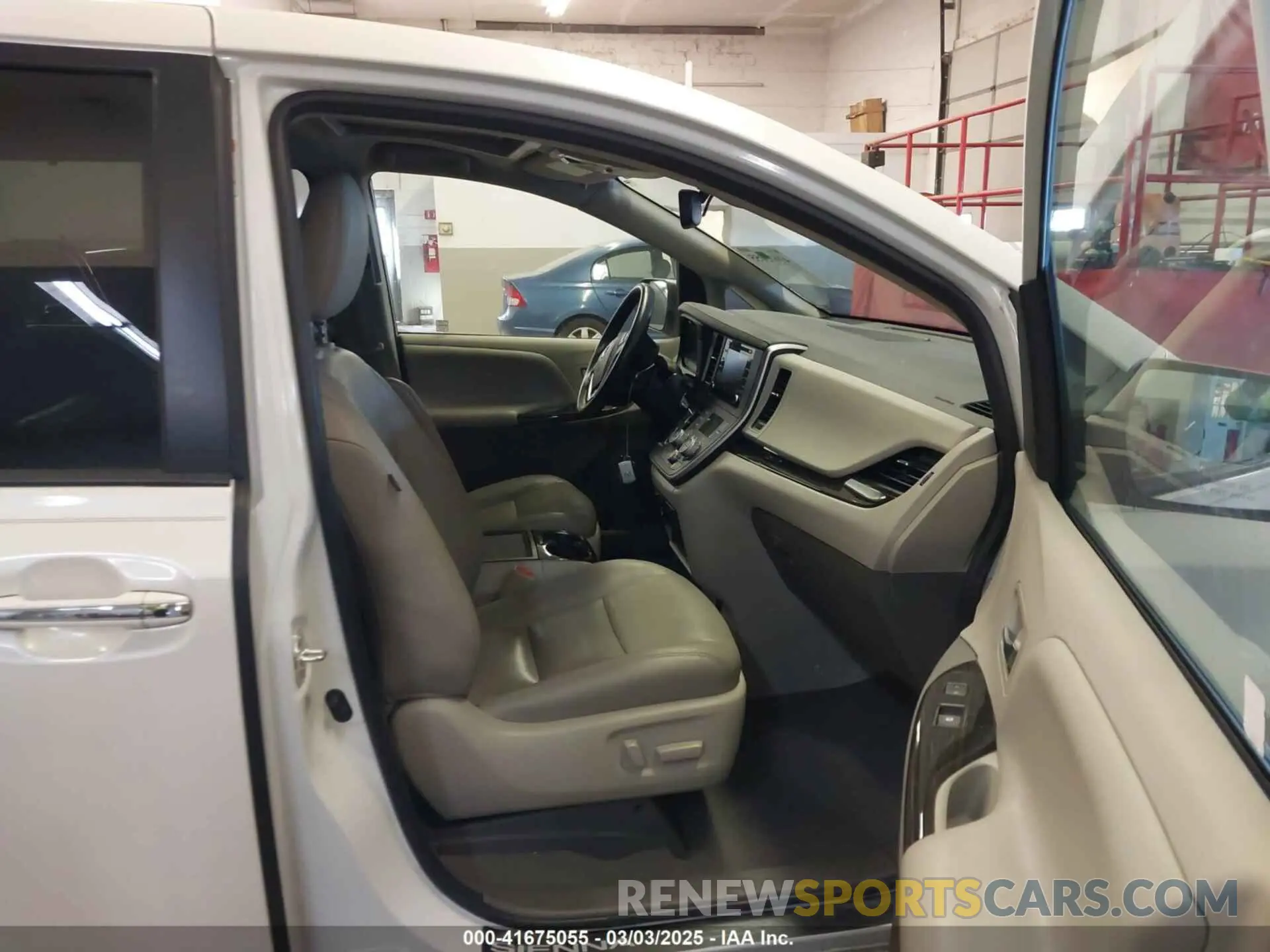 5 fotografías del automóvil dañado 5TDYZ3DC0LS025013 TOYOTA SIENNA 2020