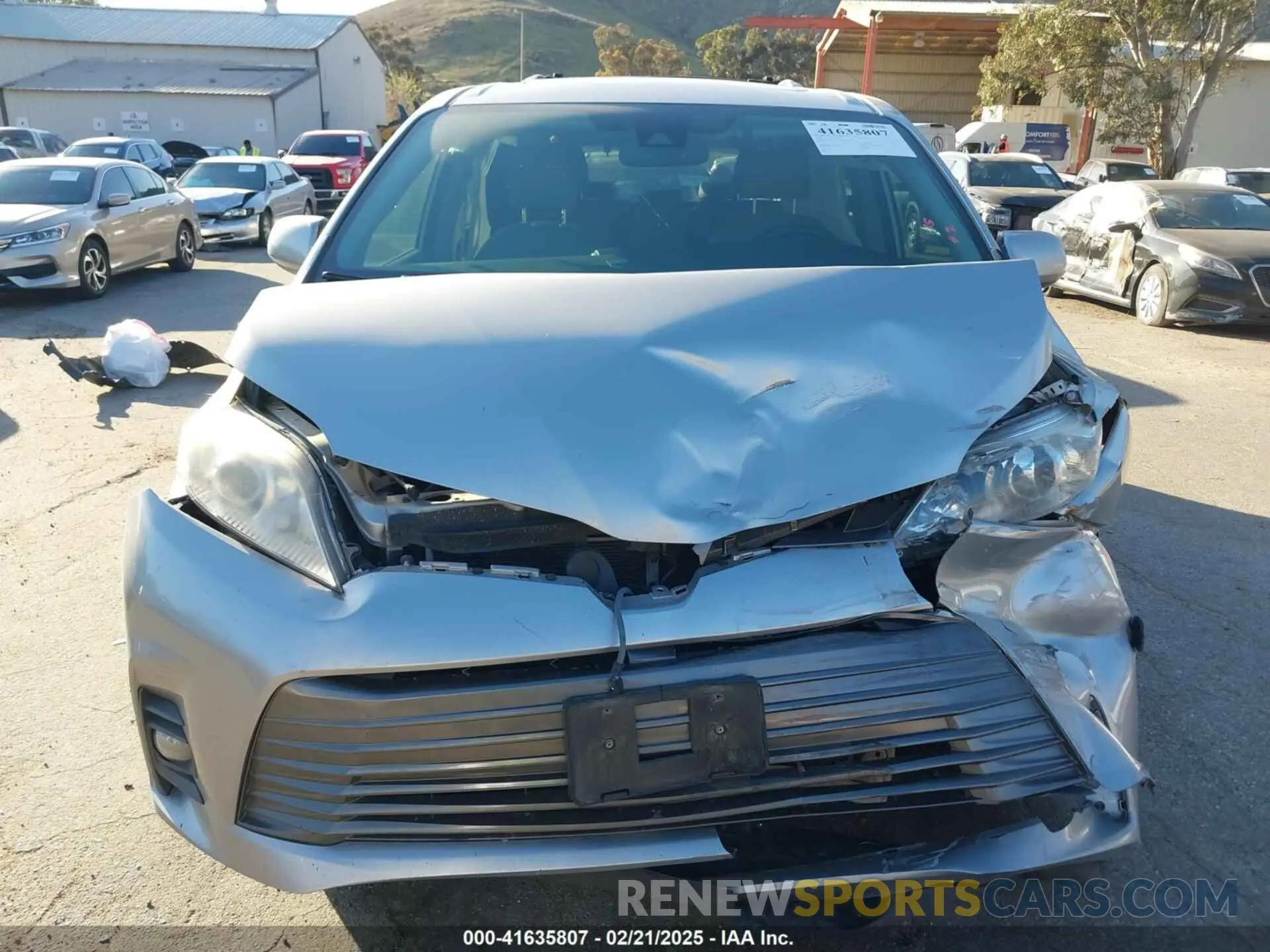 12 fotografías del automóvil dañado 5TDYZ3DC0LS049229 TOYOTA SIENNA 2020