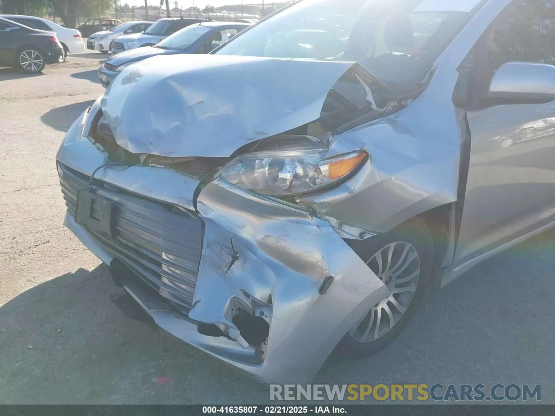 6 fotografías del automóvil dañado 5TDYZ3DC0LS049229 TOYOTA SIENNA 2020