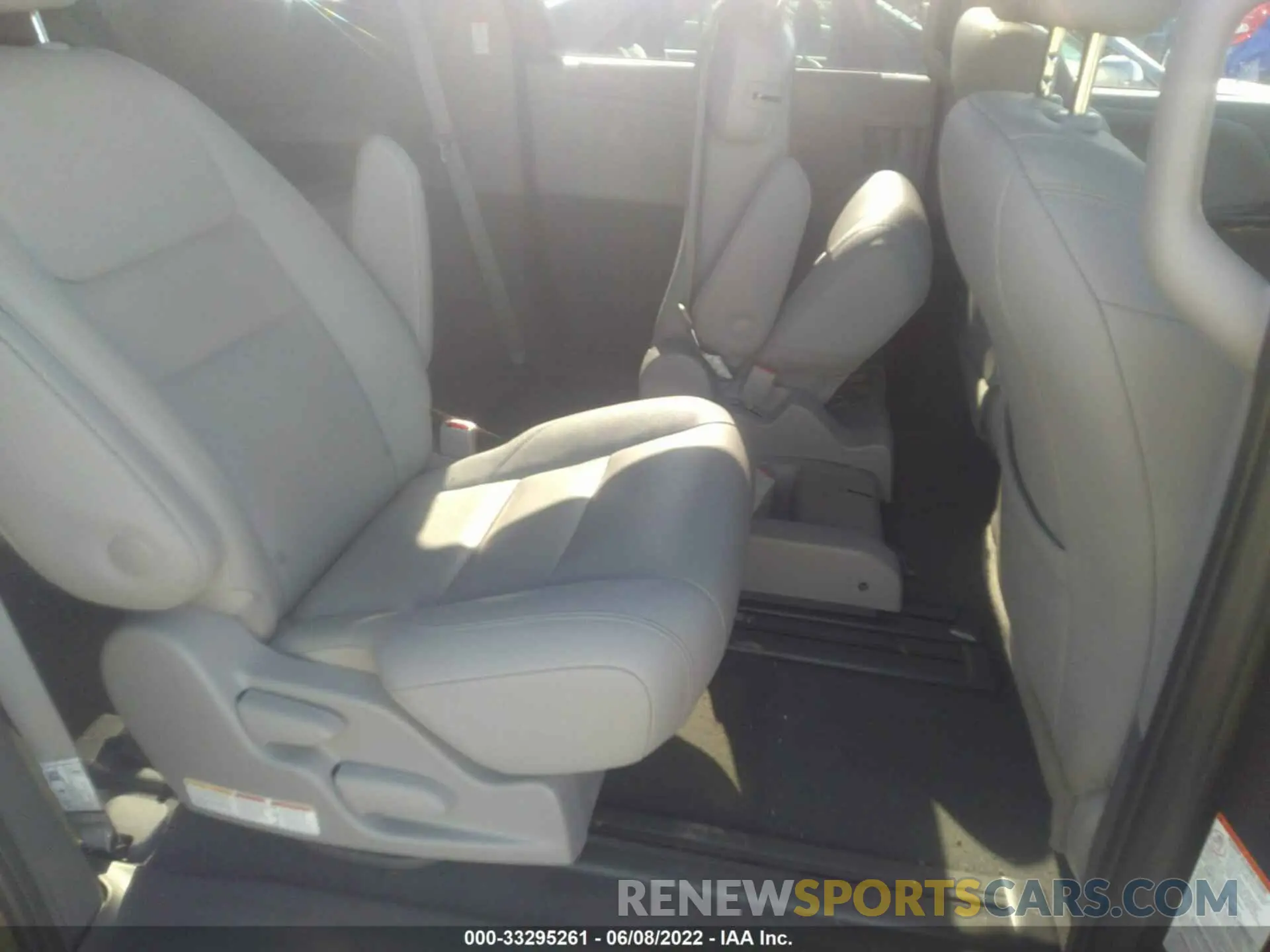 8 fotografías del automóvil dañado 5TDYZ3DC1LS045805 TOYOTA SIENNA 2020
