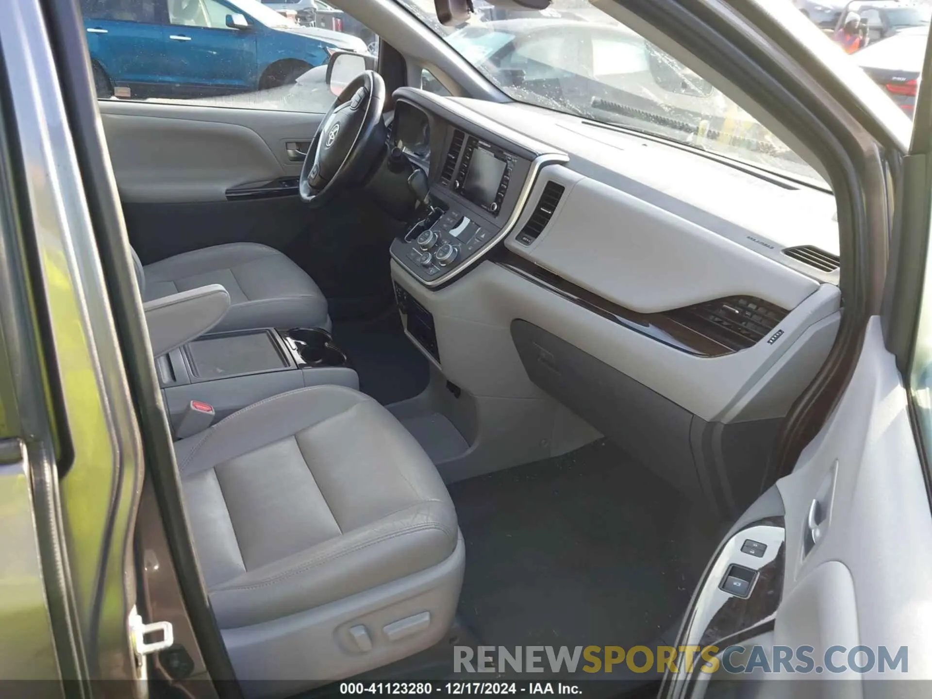 5 fotografías del automóvil dañado 5TDYZ3DC2LS055047 TOYOTA SIENNA 2020