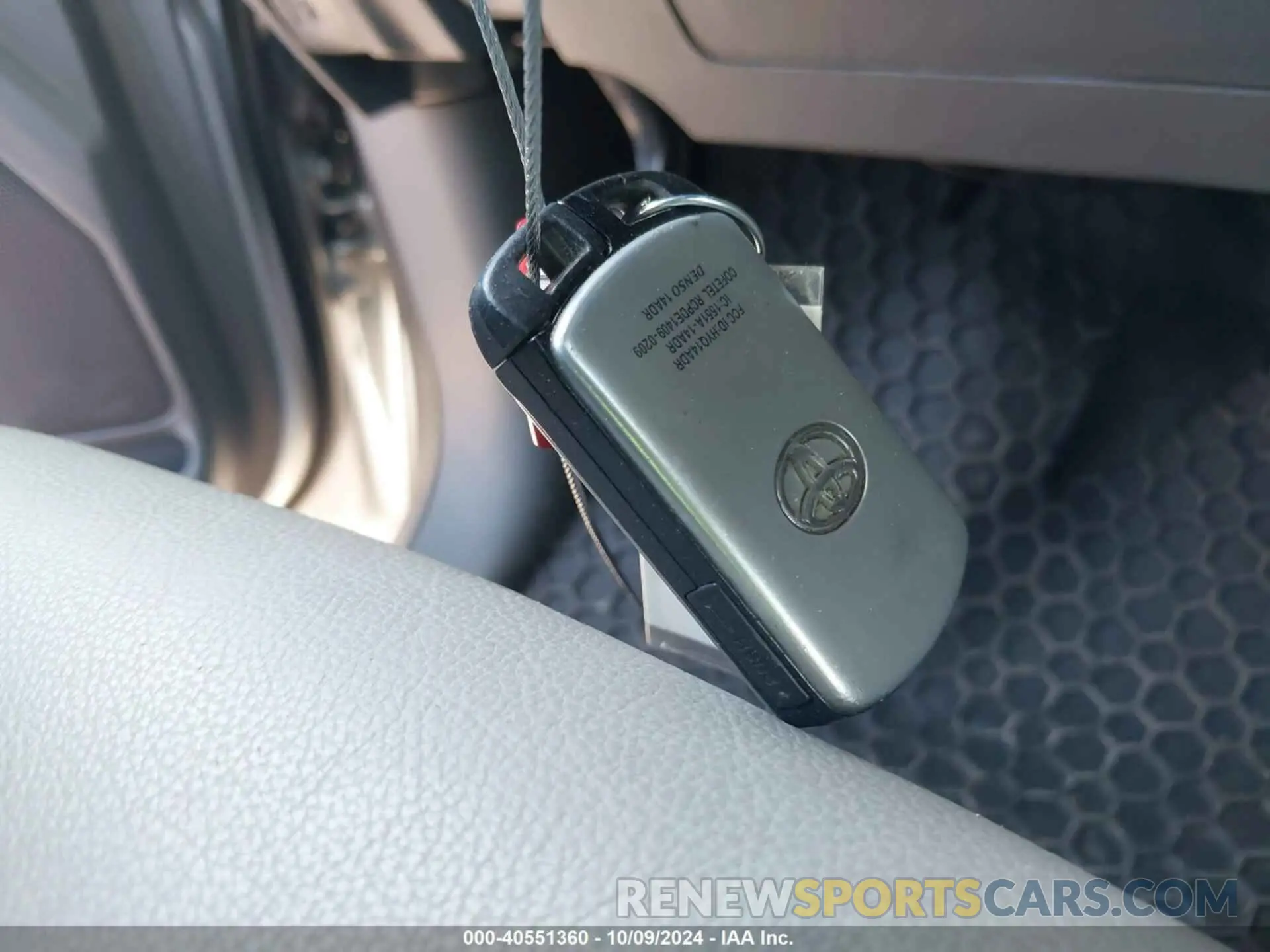 11 fotografías del automóvil dañado 5TDYZ3DC2LS080191 TOYOTA SIENNA 2020