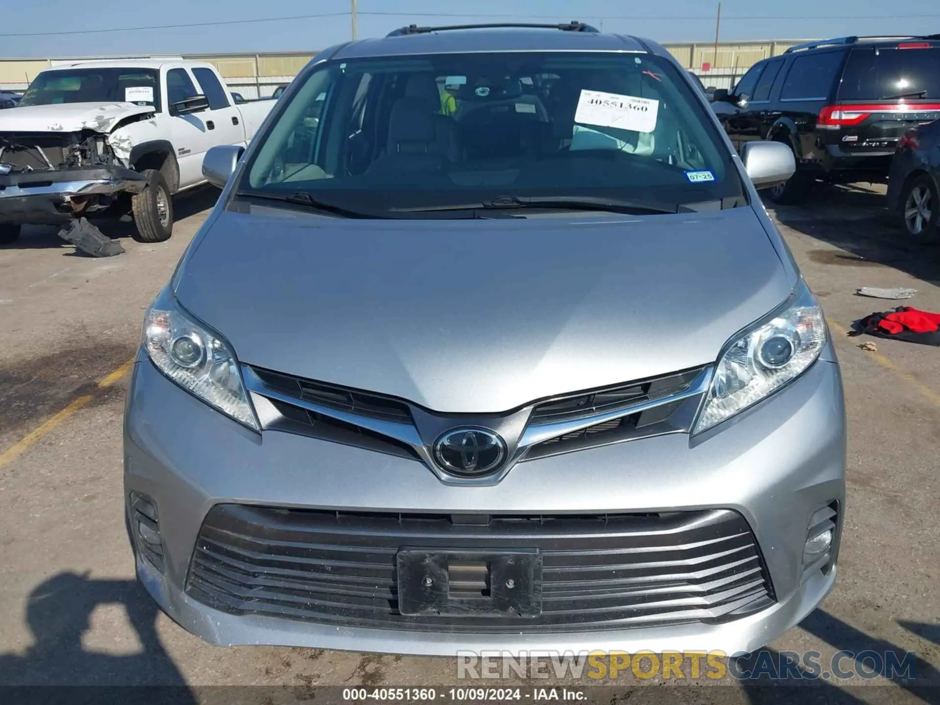 12 fotografías del automóvil dañado 5TDYZ3DC2LS080191 TOYOTA SIENNA 2020
