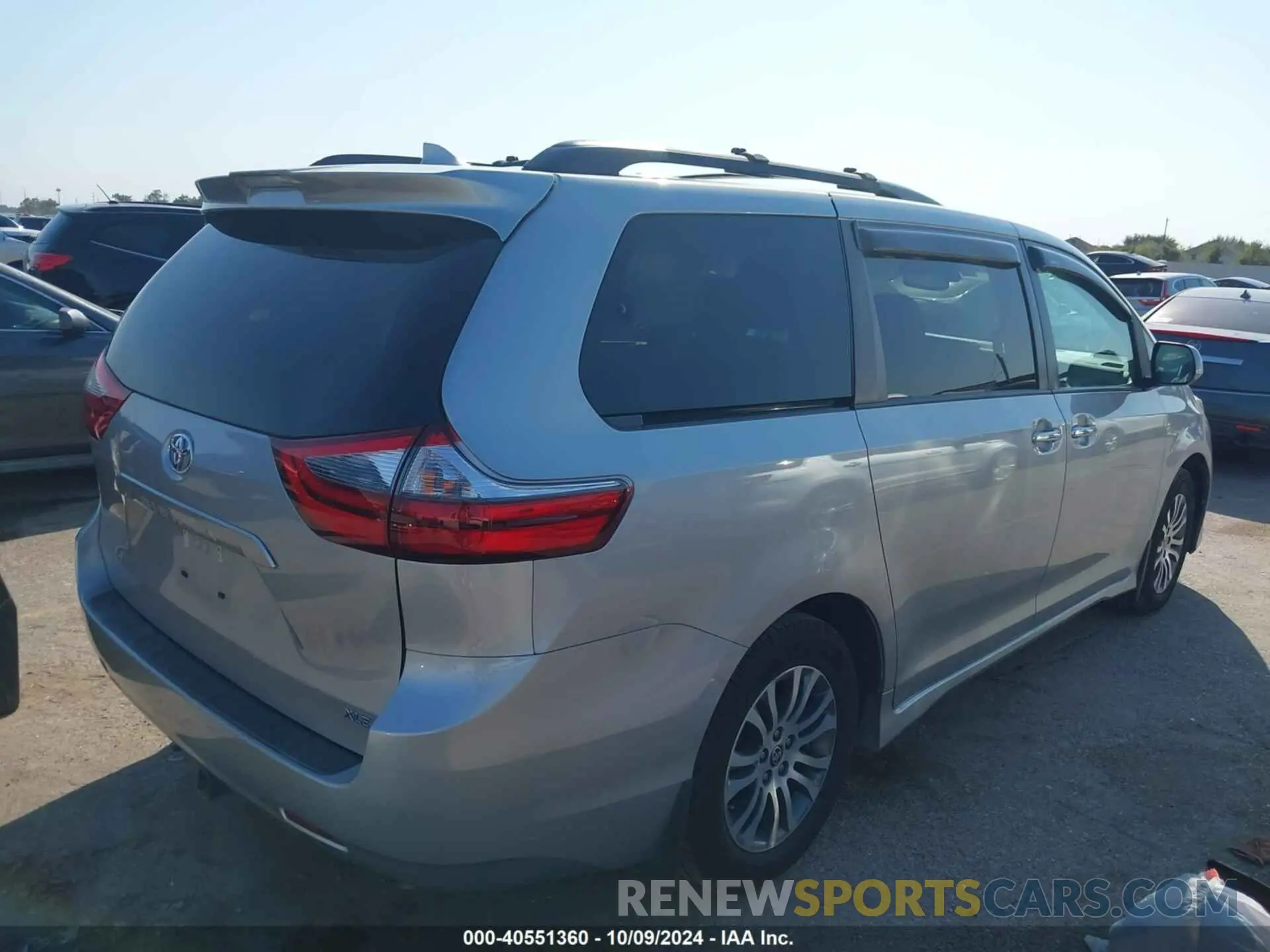 4 fotografías del automóvil dañado 5TDYZ3DC2LS080191 TOYOTA SIENNA 2020