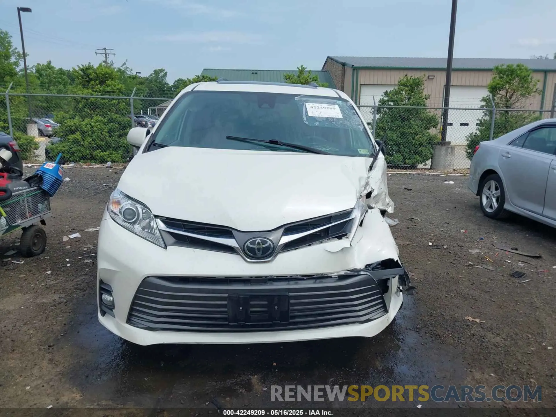 11 fotografías del automóvil dañado 5TDYZ3DC3LS048818 TOYOTA SIENNA 2020