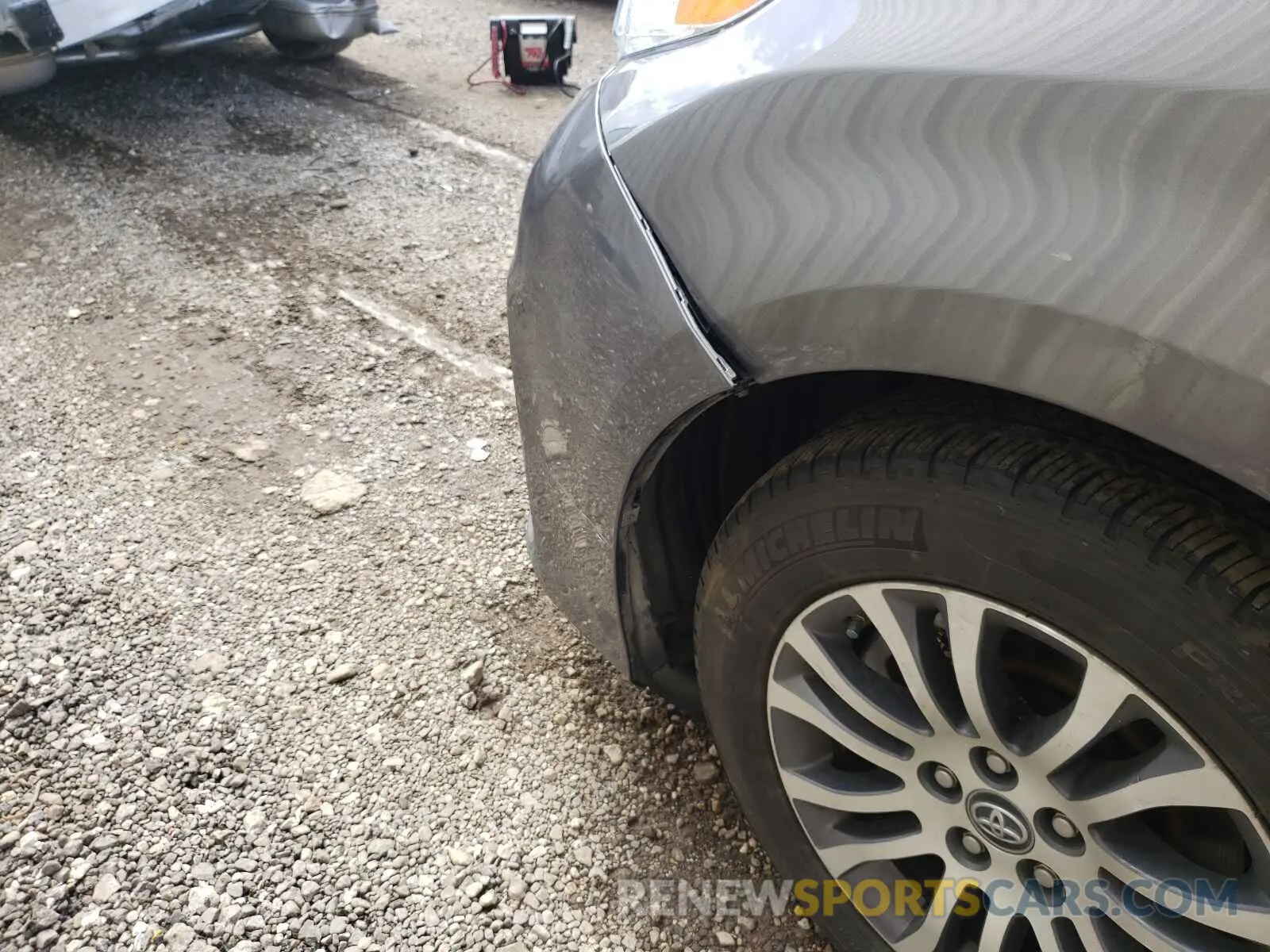 9 fotografías del automóvil dañado 5TDYZ3DC4LS031056 TOYOTA SIENNA 2020