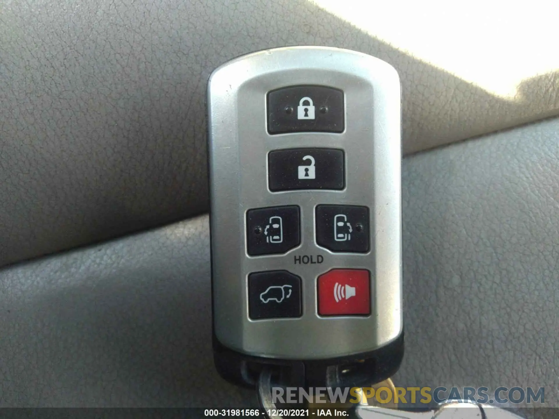 11 fotografías del automóvil dañado 5TDYZ3DC4LS032434 TOYOTA SIENNA 2020