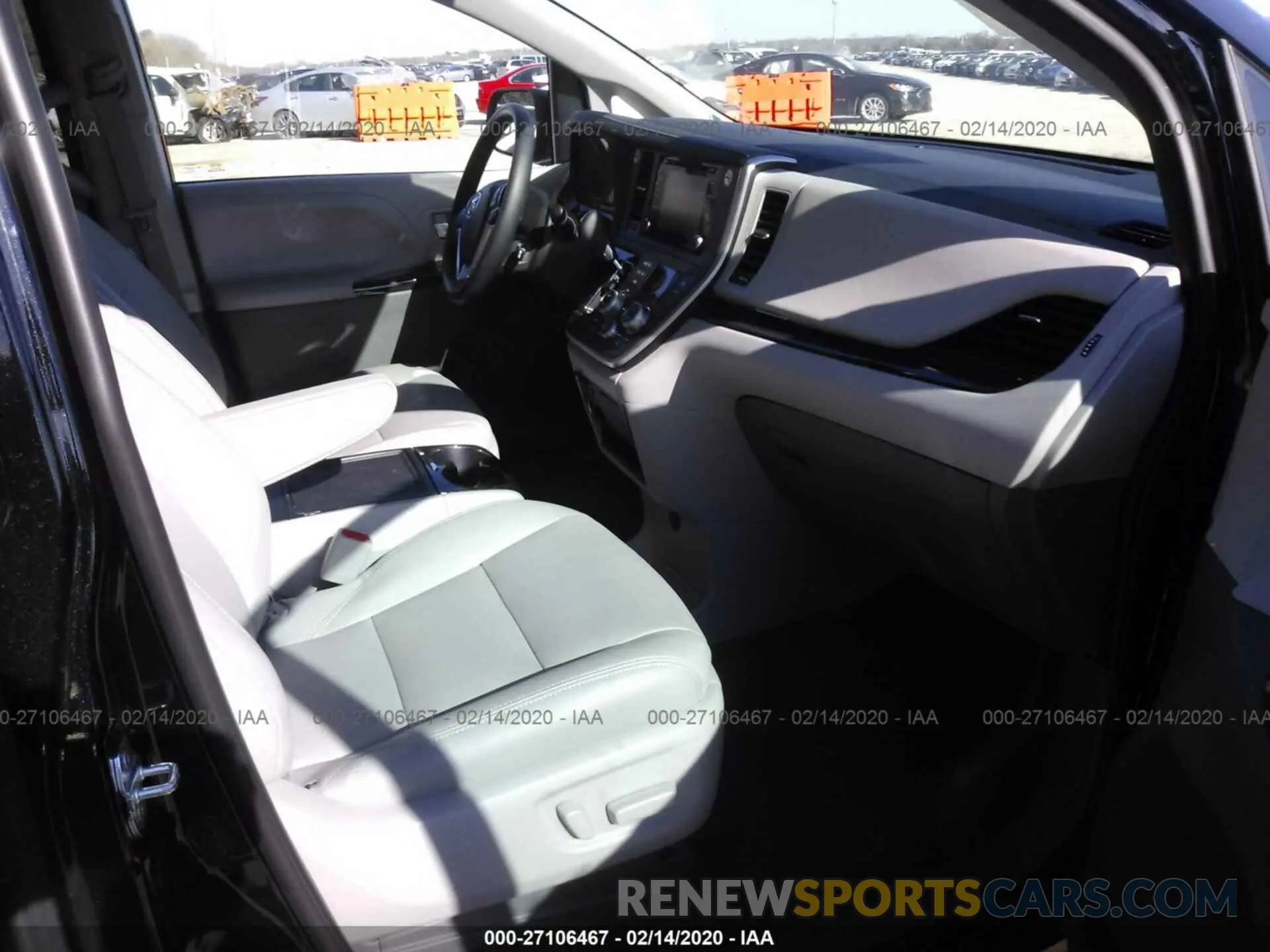 5 fotografías del automóvil dañado 5TDYZ3DC4LS038444 TOYOTA SIENNA 2020
