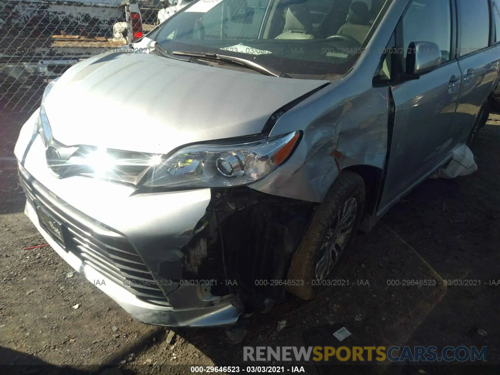6 fotografías del automóvil dañado 5TDYZ3DC5LS064762 TOYOTA SIENNA 2020