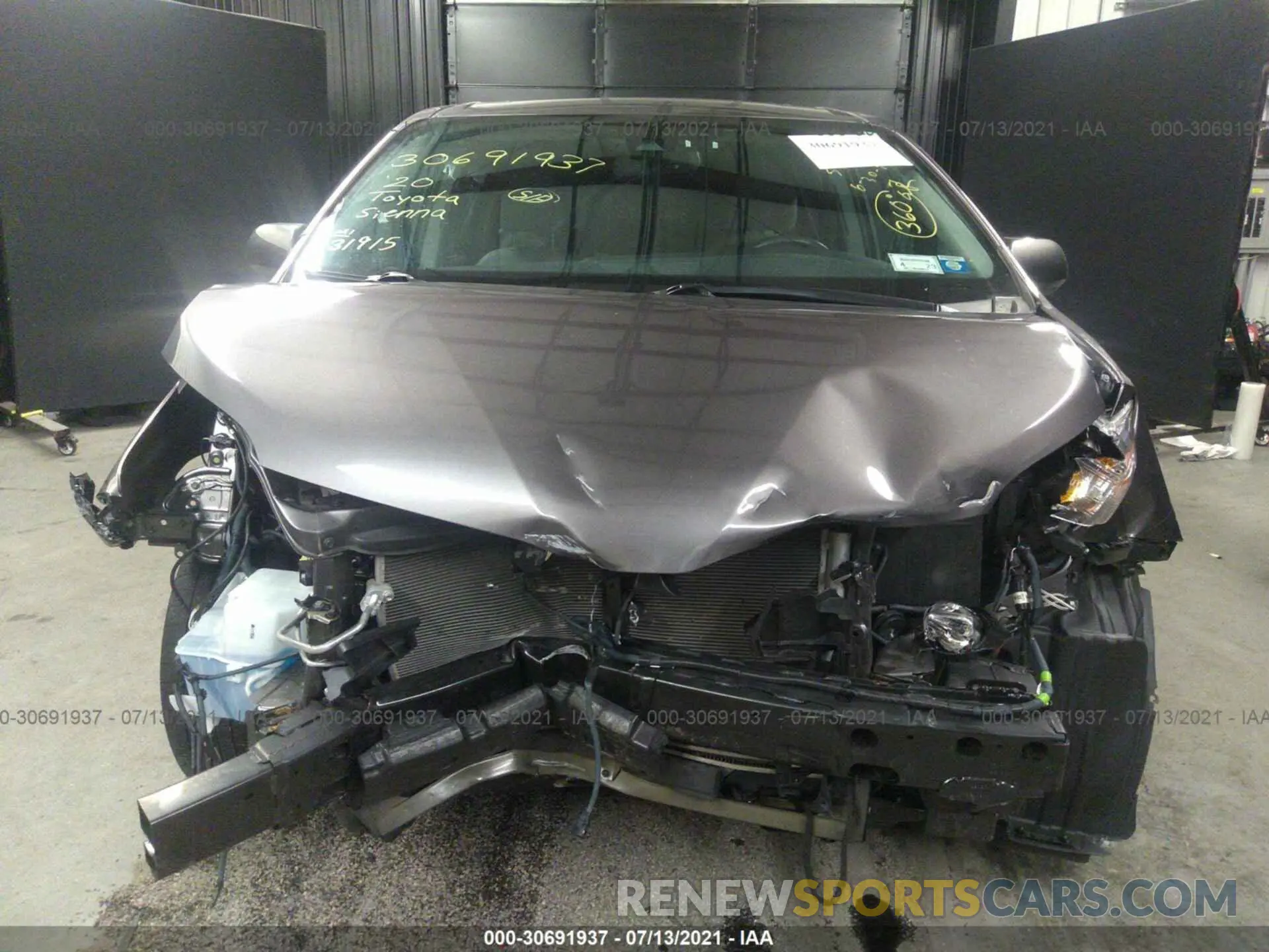 6 fotografías del automóvil dañado 5TDYZ3DC7LS074287 TOYOTA SIENNA 2020