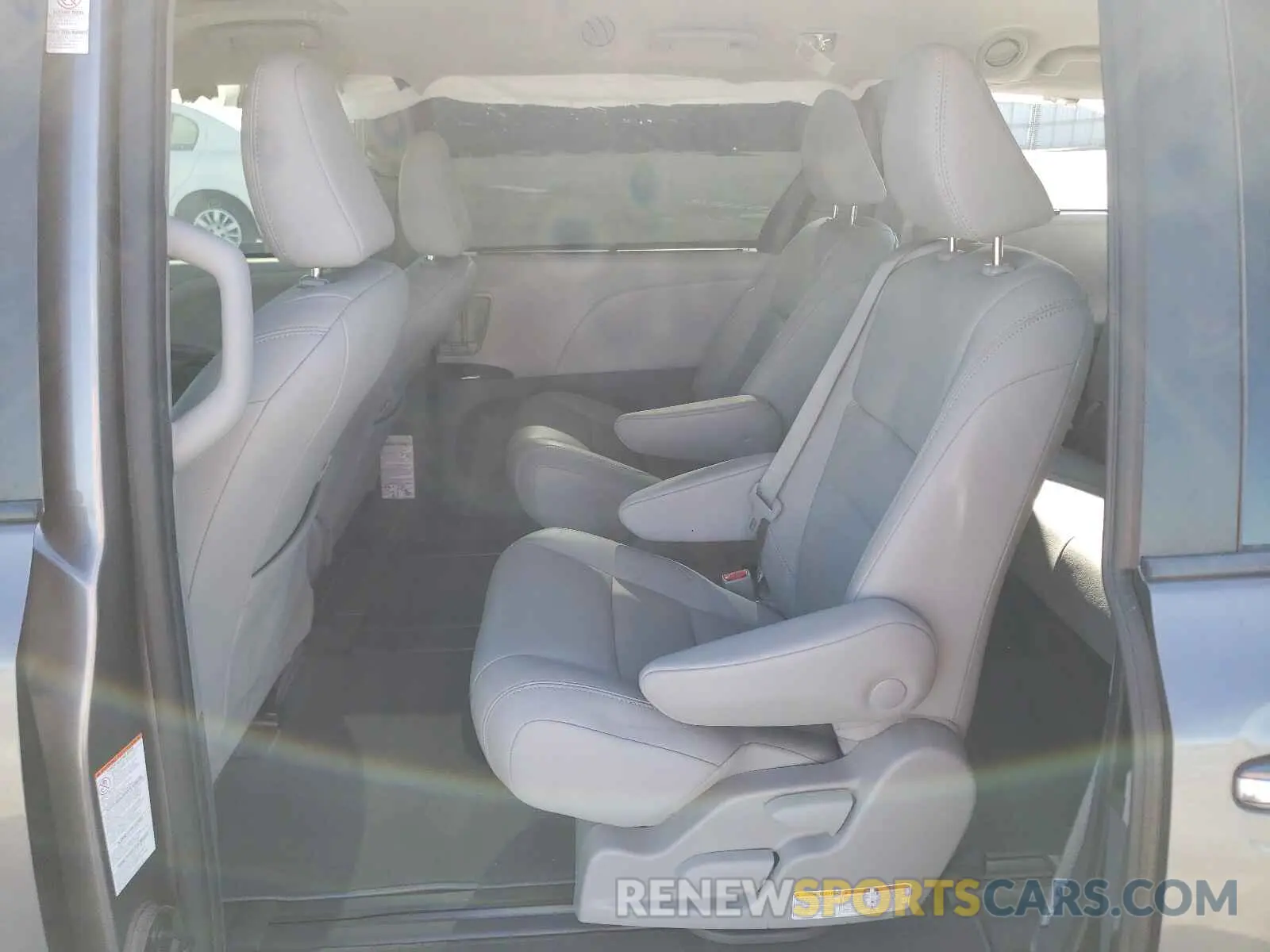 6 fotografías del automóvil dañado 5TDYZ3DC8LS024532 TOYOTA SIENNA 2020