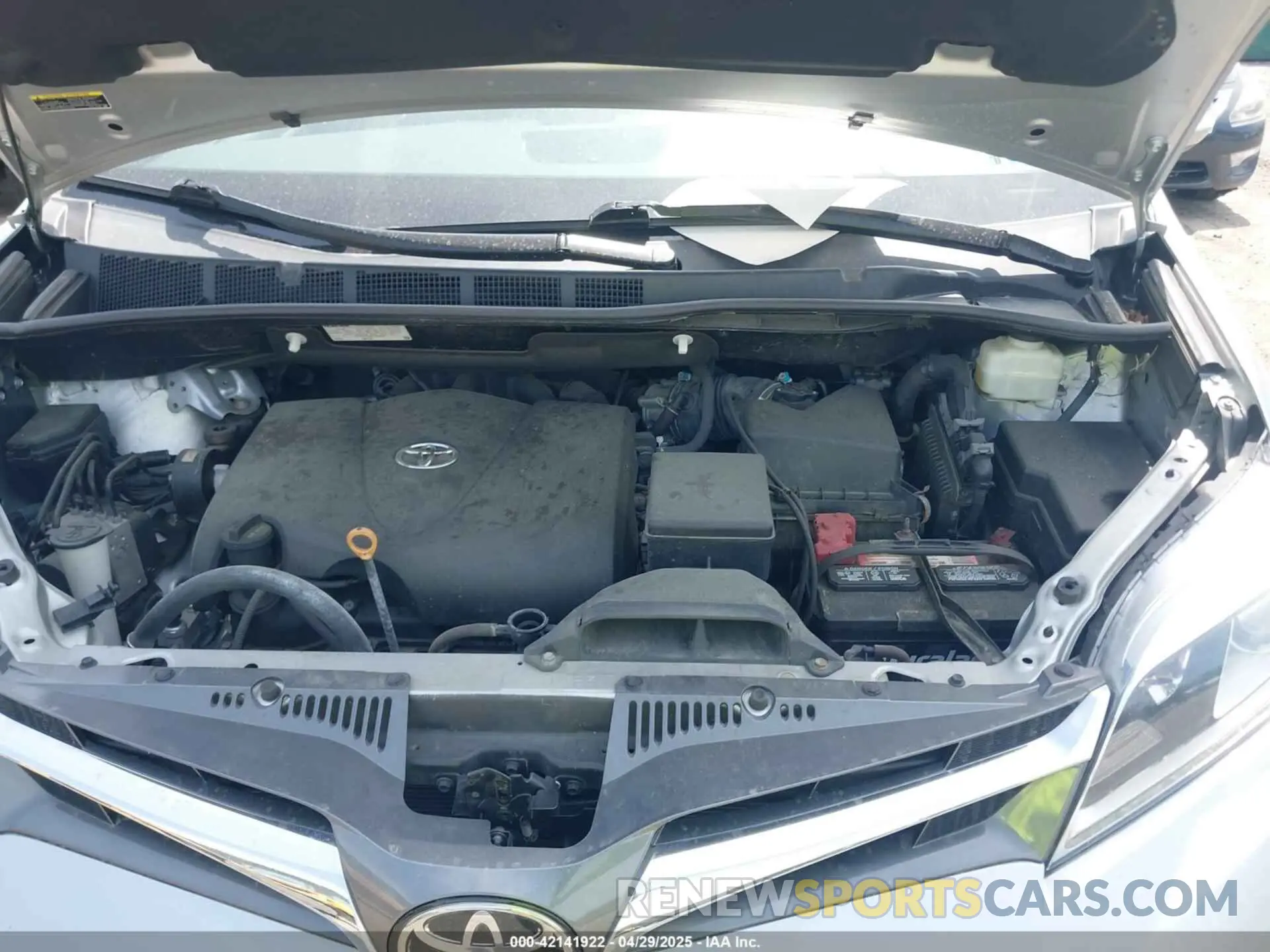 10 fotografías del automóvil dañado 5TDYZ3DC8LS029598 TOYOTA SIENNA 2020