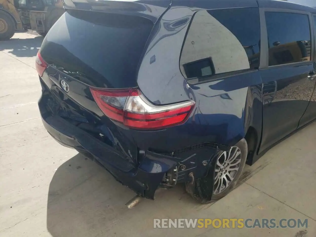 9 fotografías del automóvil dañado 5TDYZ3DC8LS029729 TOYOTA SIENNA 2020