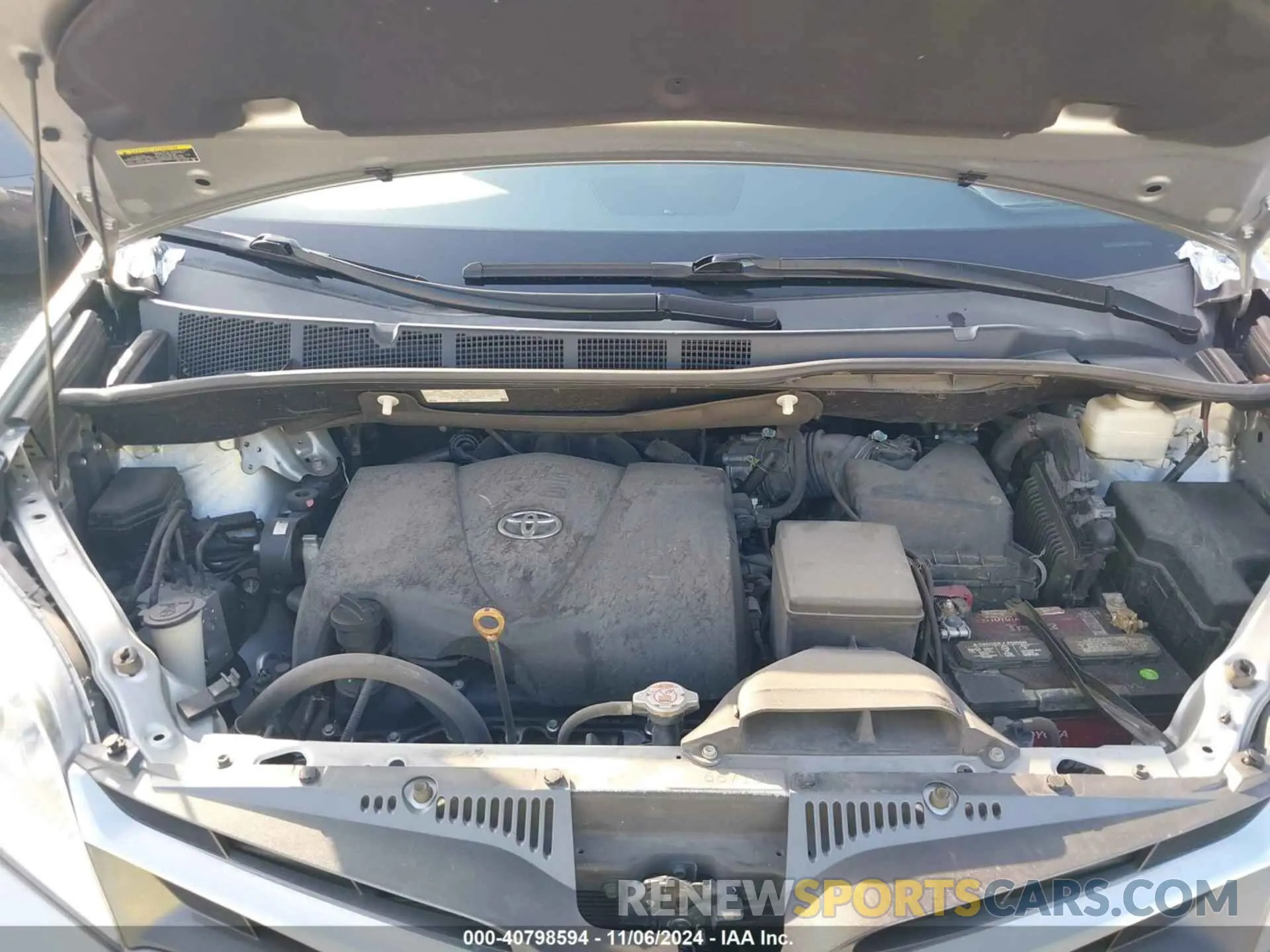 10 fotografías del automóvil dañado 5TDYZ3DC9LS026872 TOYOTA SIENNA 2020