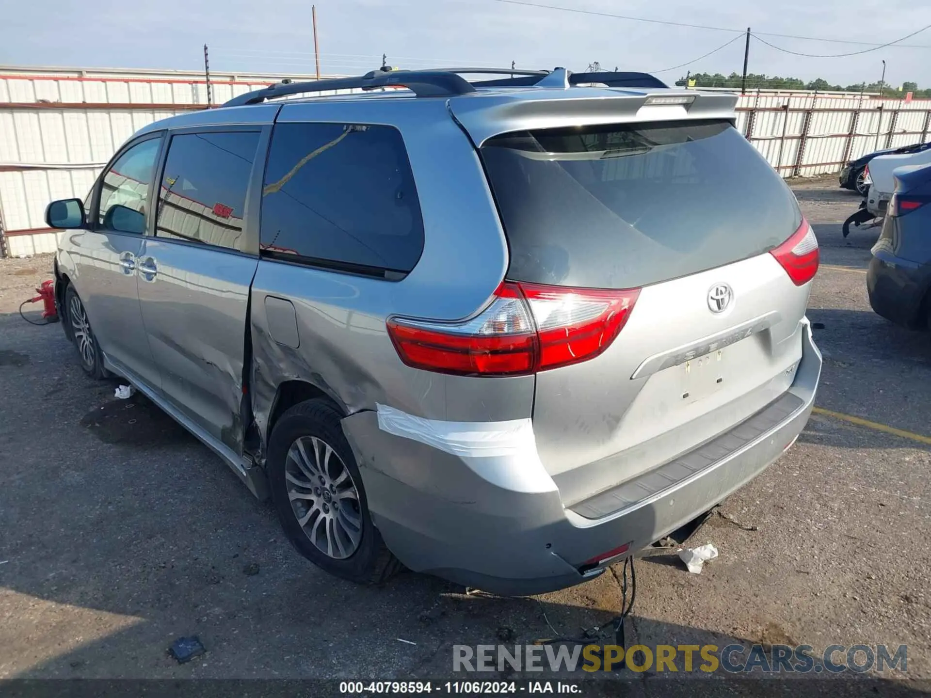 3 fotografías del automóvil dañado 5TDYZ3DC9LS026872 TOYOTA SIENNA 2020