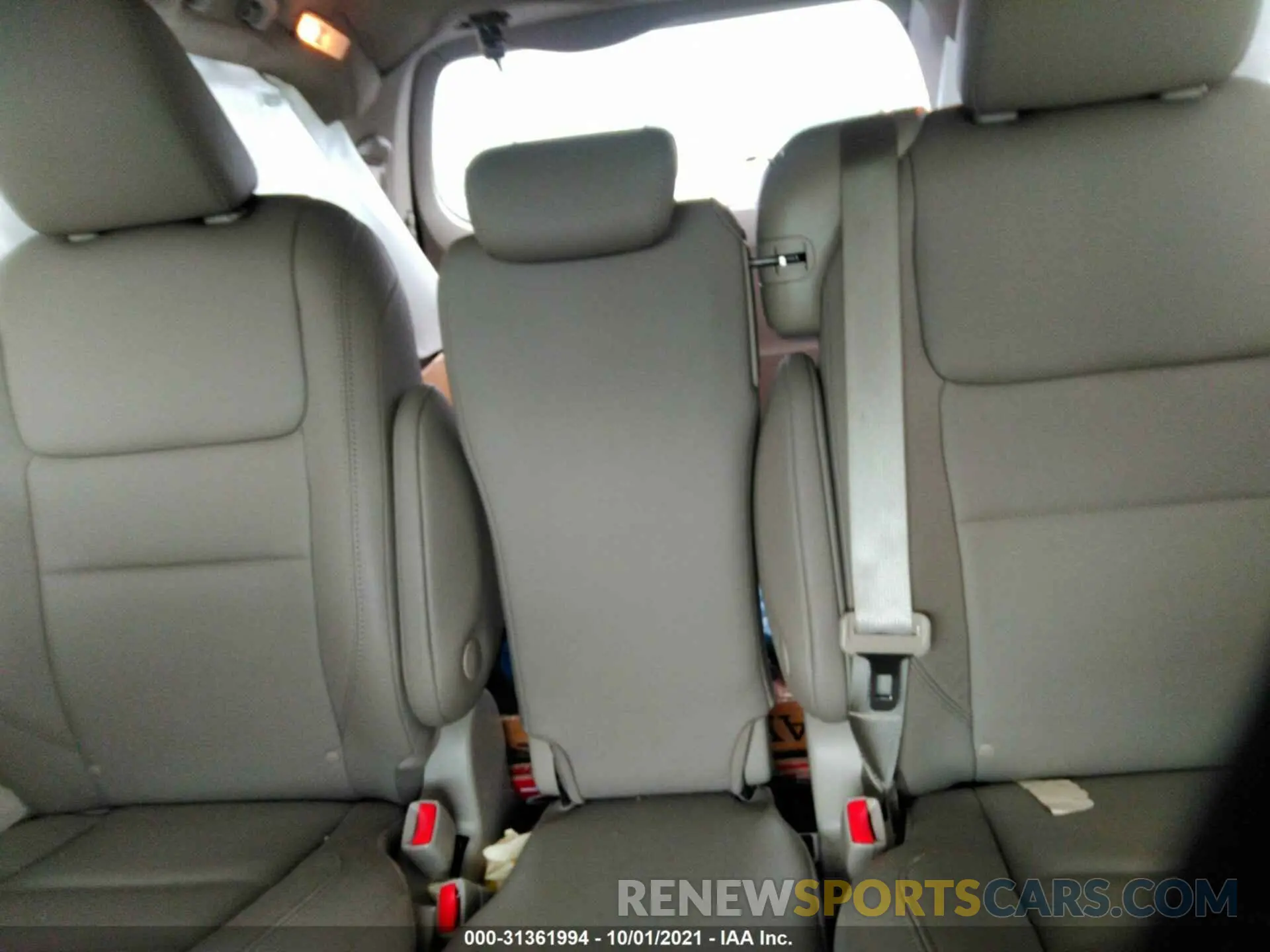 8 fotografías del automóvil dañado 5TDYZ3DCXLS032759 TOYOTA SIENNA 2020