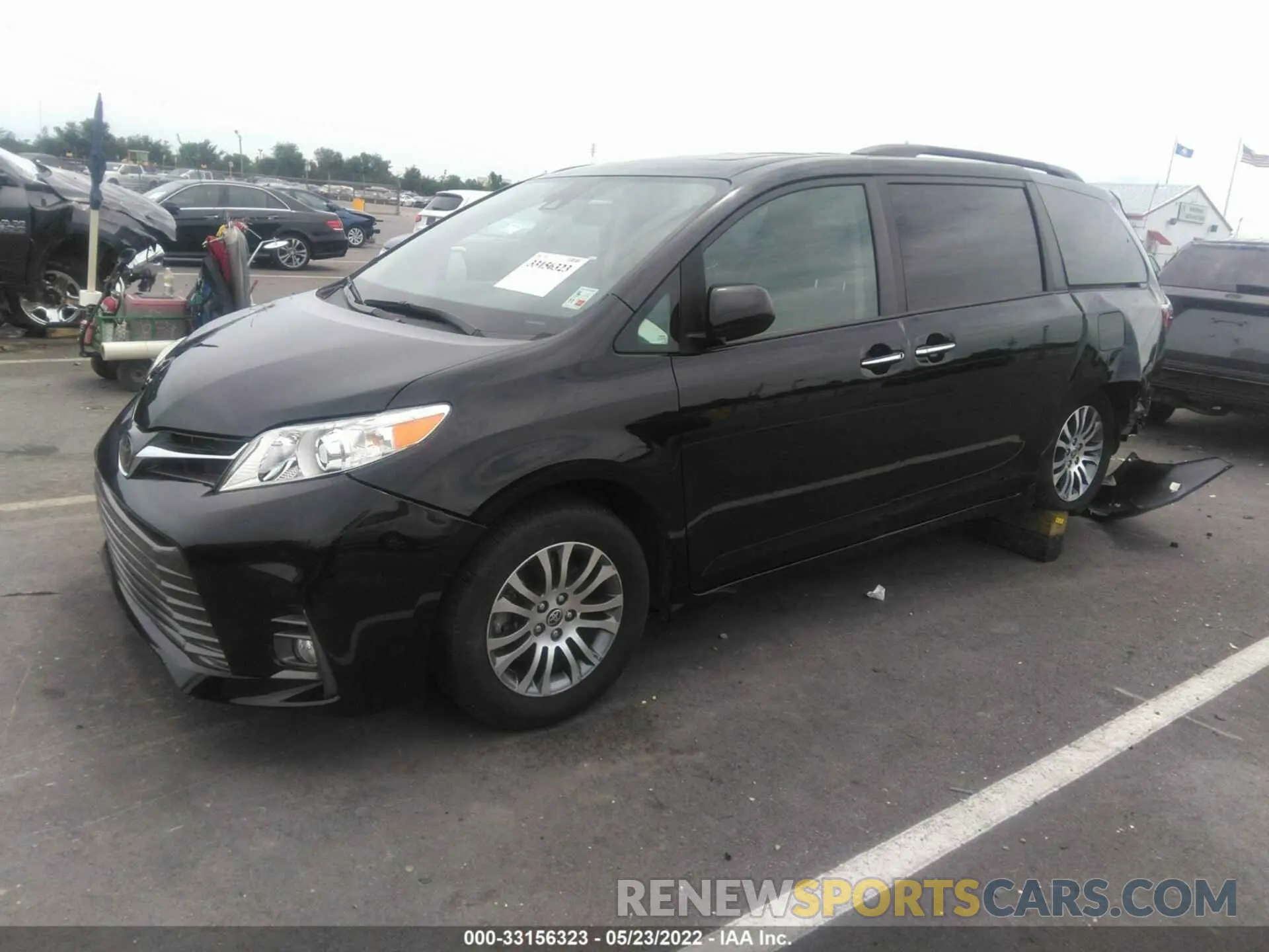 2 fotografías del automóvil dañado 5TDYZ3DCXLS063168 TOYOTA SIENNA 2020