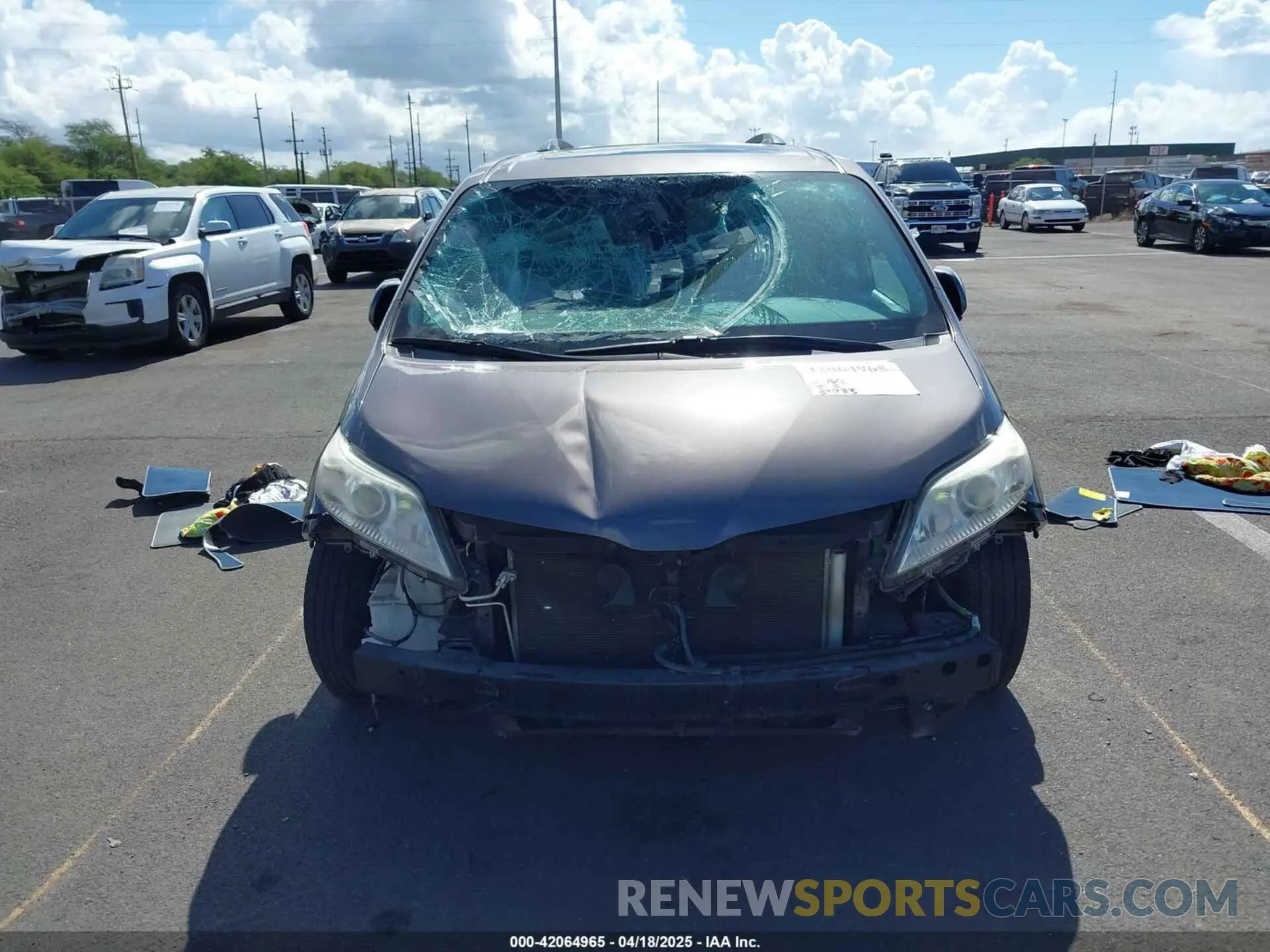 12 fotografías del automóvil dañado 5TDYZ3DCXLS078530 TOYOTA SIENNA 2020