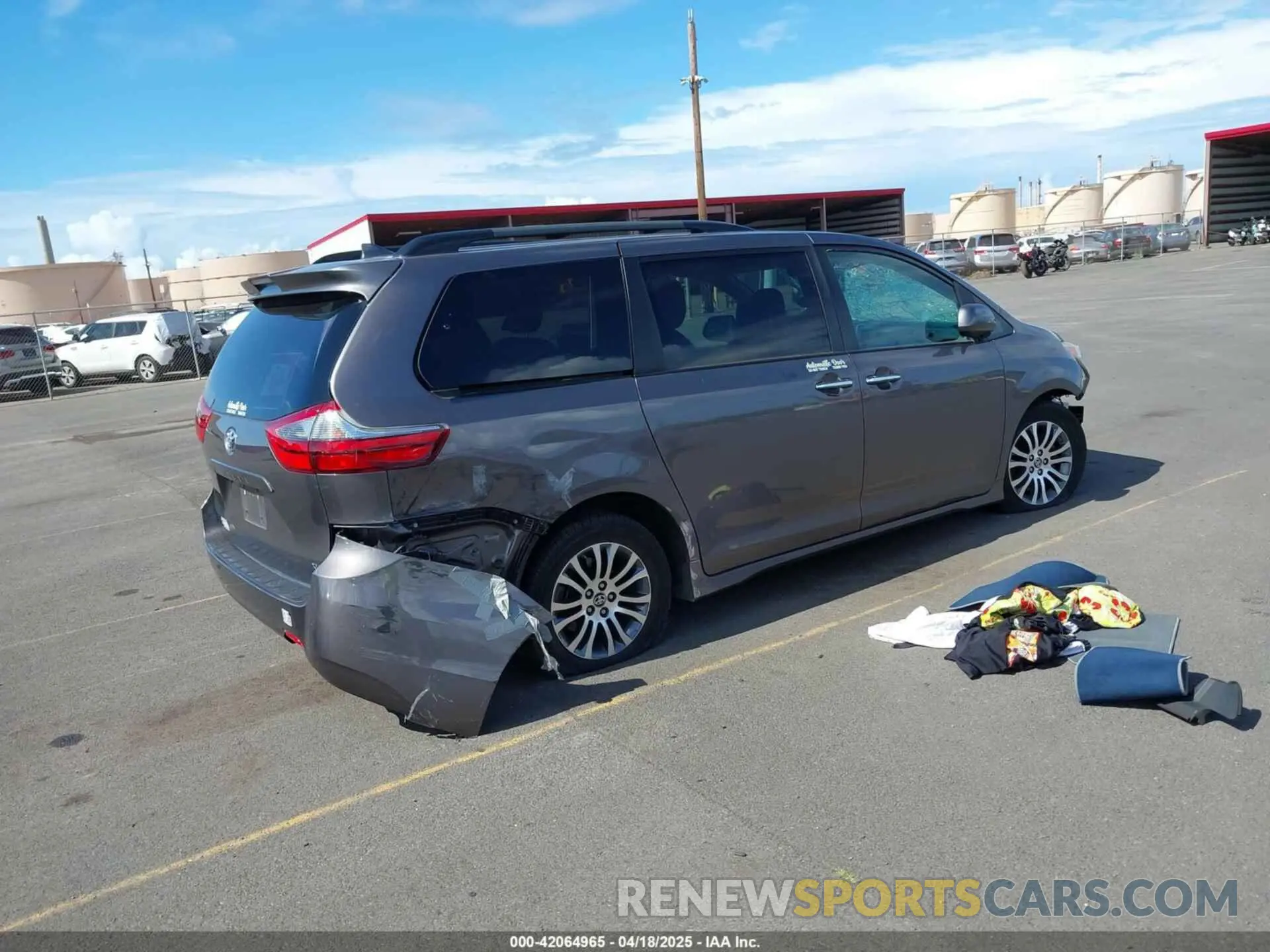 4 fotografías del automóvil dañado 5TDYZ3DCXLS078530 TOYOTA SIENNA 2020