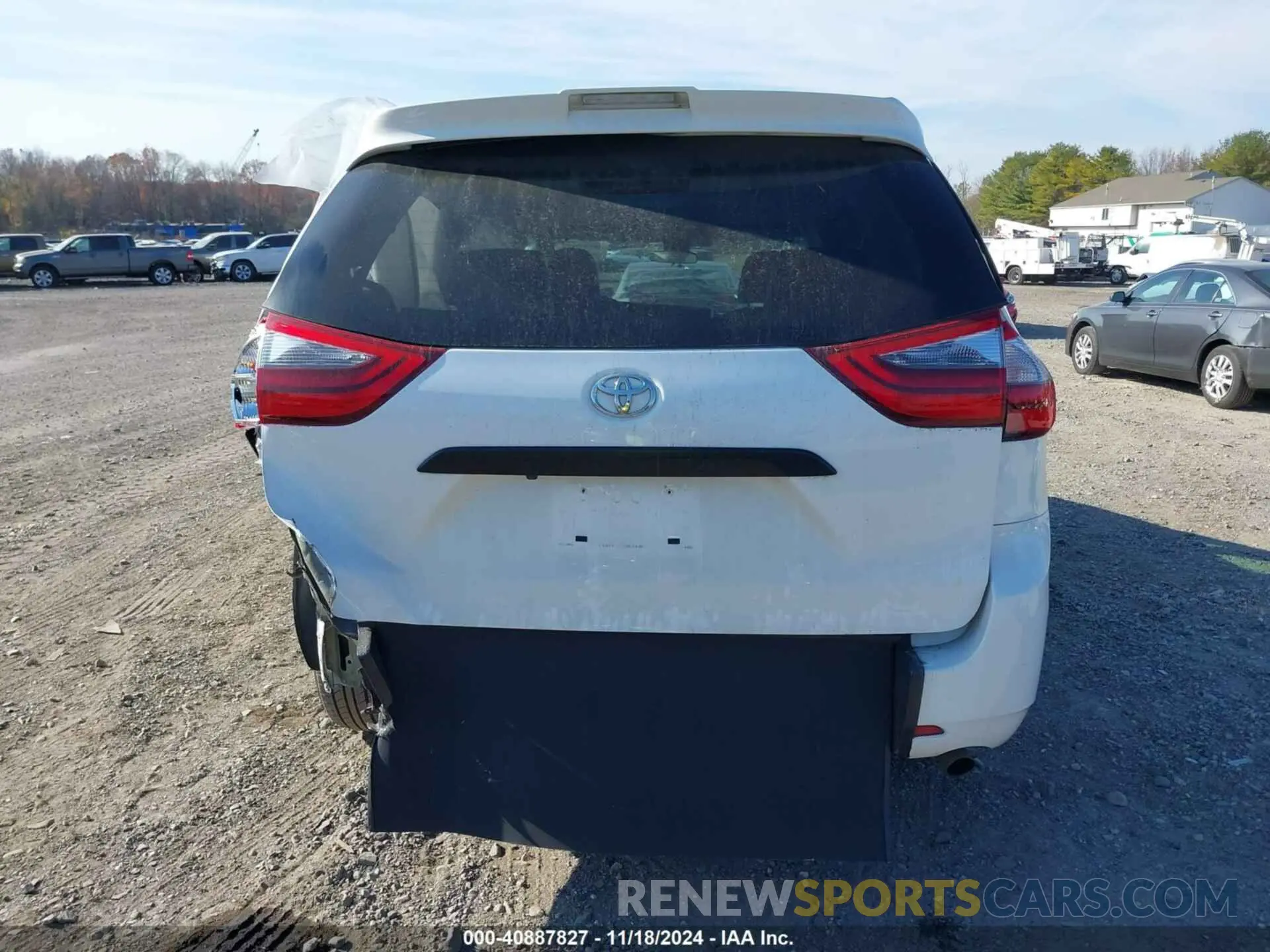 16 fotografías del automóvil dañado 5TDZZ3DC2LS066487 TOYOTA SIENNA 2020