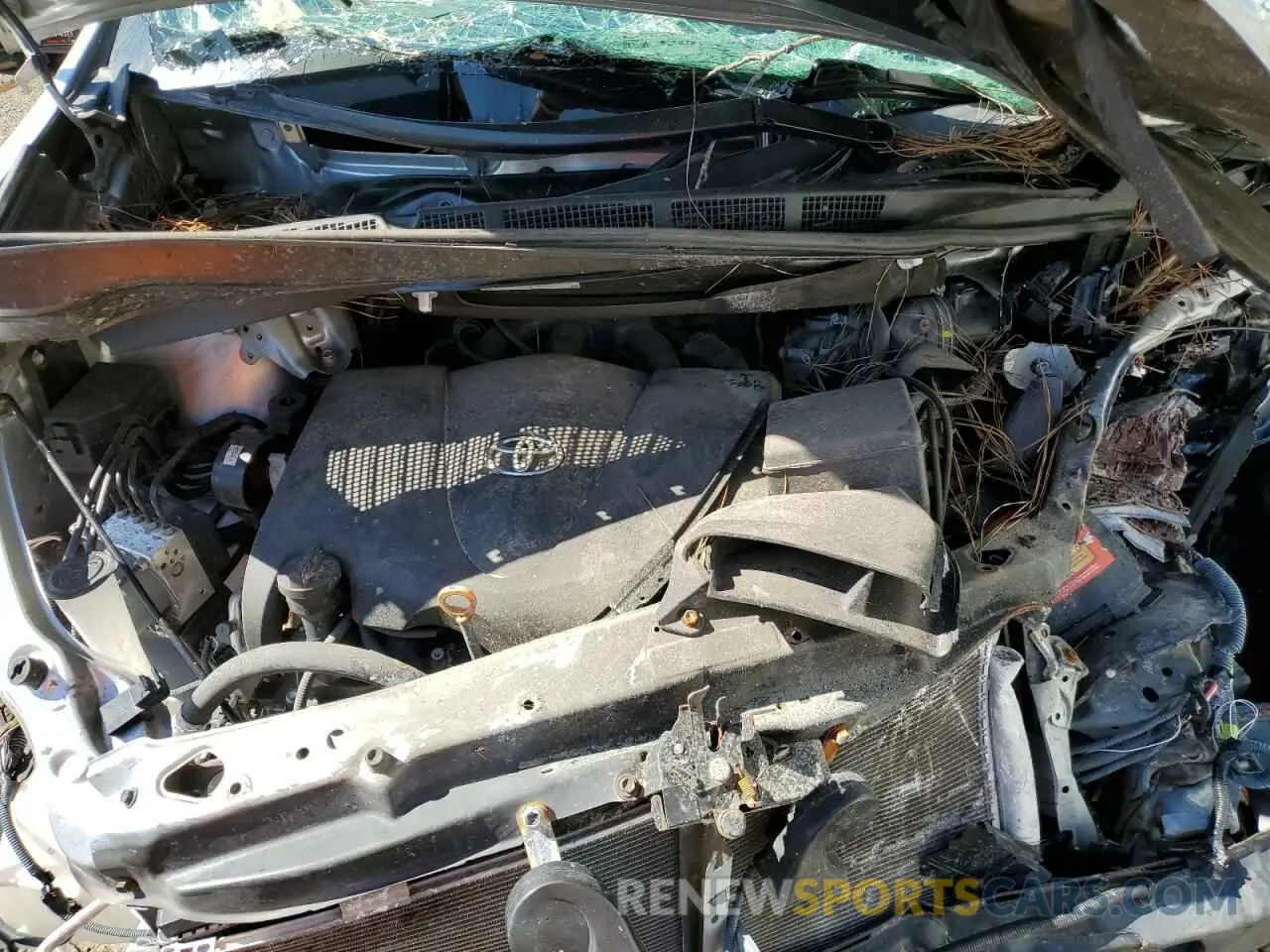 7 fotografías del automóvil dañado 5TDZZ3DC4LS050839 TOYOTA SIENNA 2020