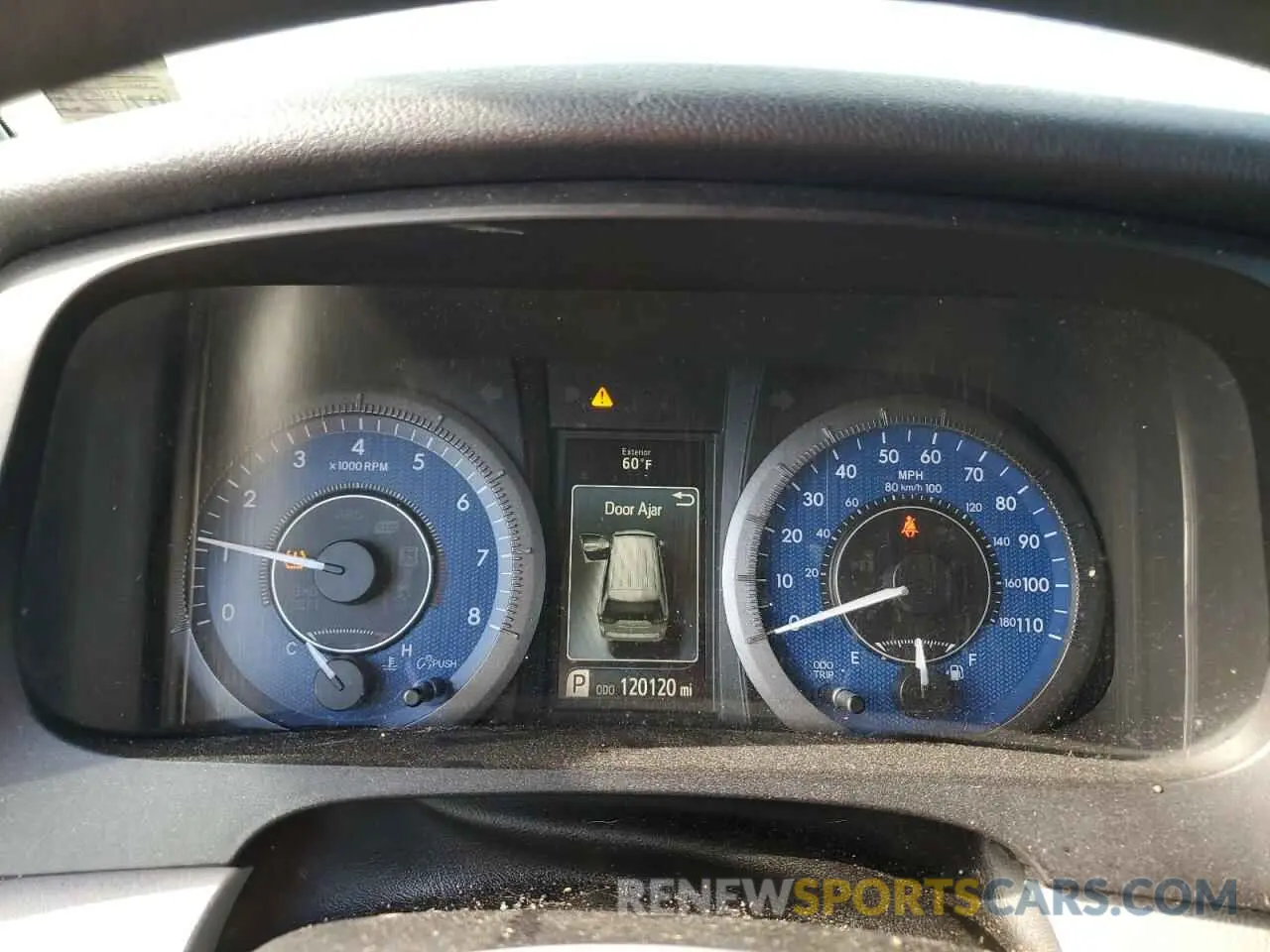9 fotografías del automóvil dañado 5TDZZ3DC6LS072728 TOYOTA SIENNA 2020