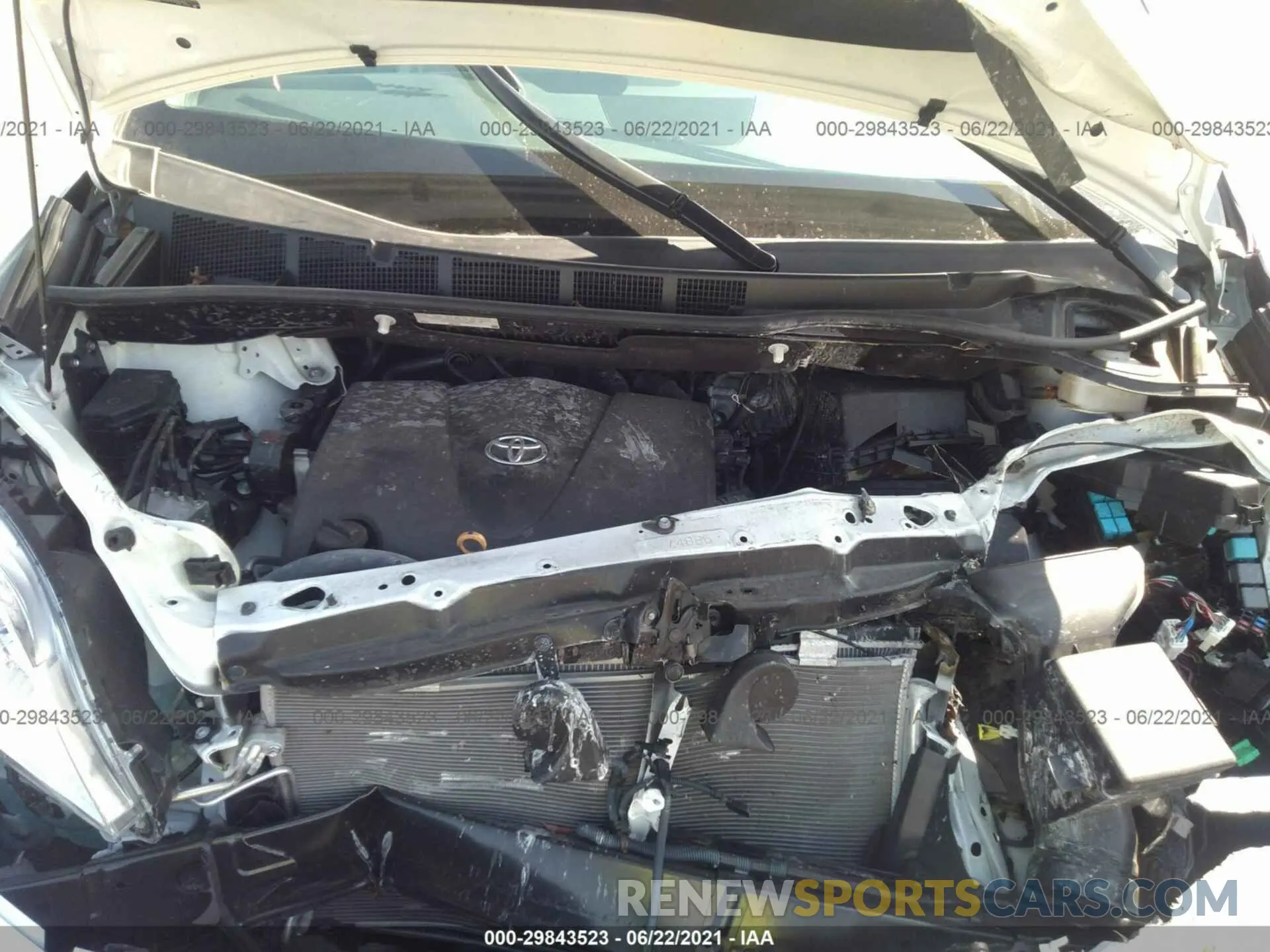 10 fotografías del automóvil dañado 5TDZZ3DC7LS061530 TOYOTA SIENNA 2020
