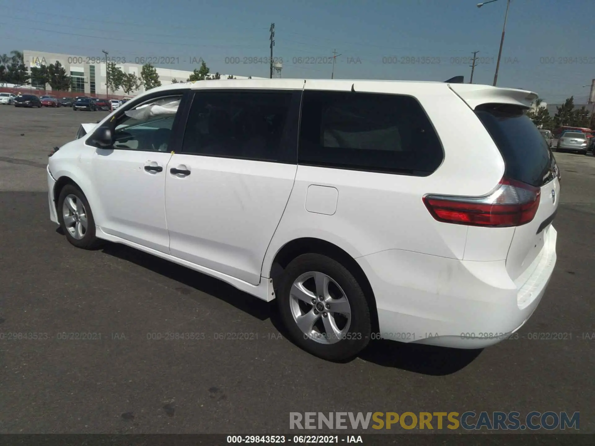 3 fotografías del automóvil dañado 5TDZZ3DC7LS061530 TOYOTA SIENNA 2020