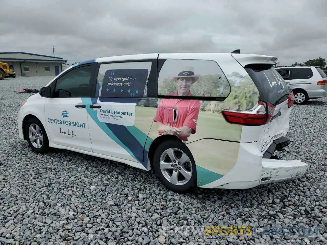 2 fotografías del automóvil dañado 5TDZZ3DC8LS061830 TOYOTA SIENNA 2020