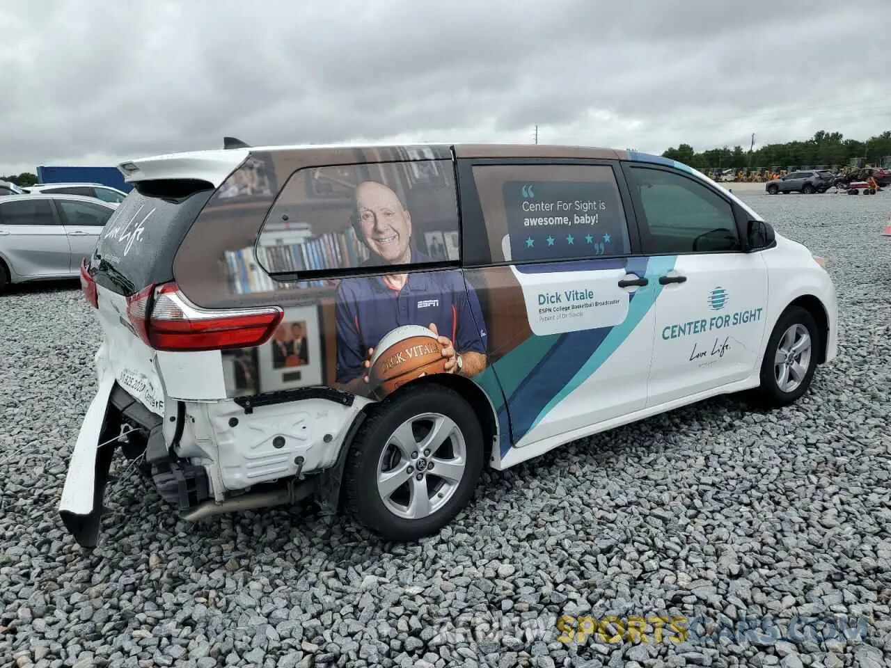 3 fotografías del automóvil dañado 5TDZZ3DC8LS061830 TOYOTA SIENNA 2020