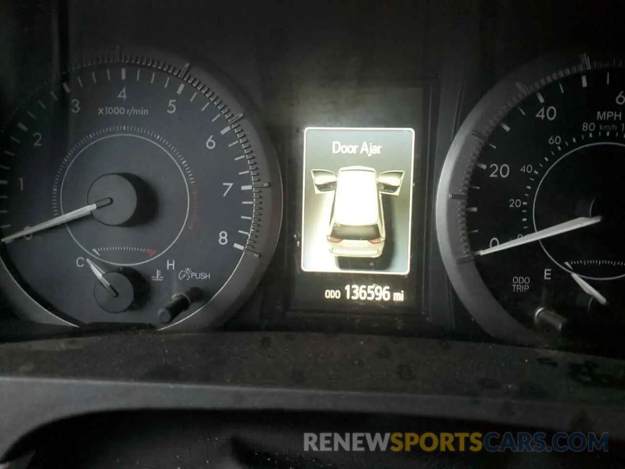 9 fotografías del automóvil dañado 5TDZZ3DC9LS024866 TOYOTA SIENNA 2020