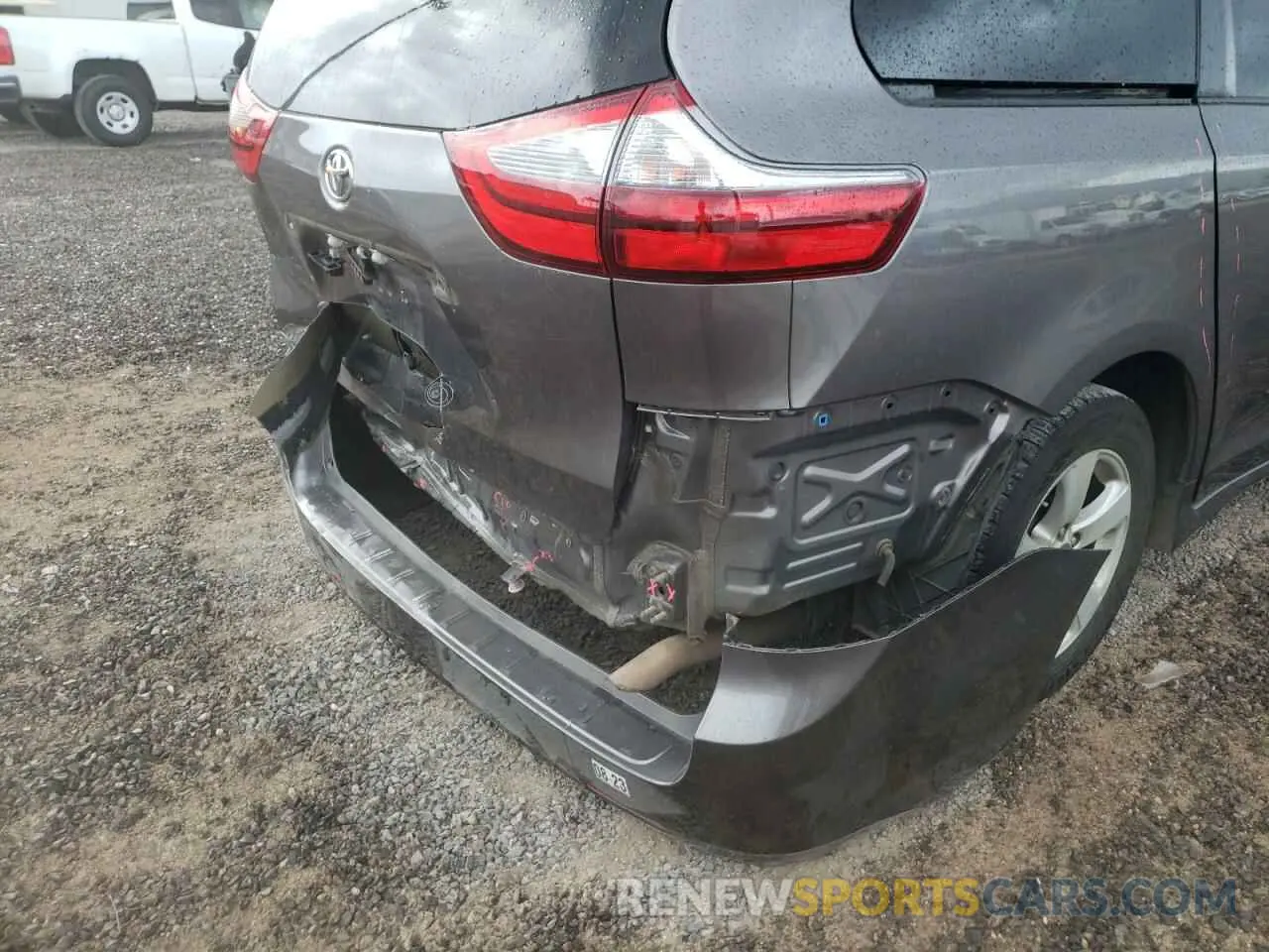 9 fotografías del automóvil dañado 5TDZZ3DCXLS021748 TOYOTA SIENNA 2020