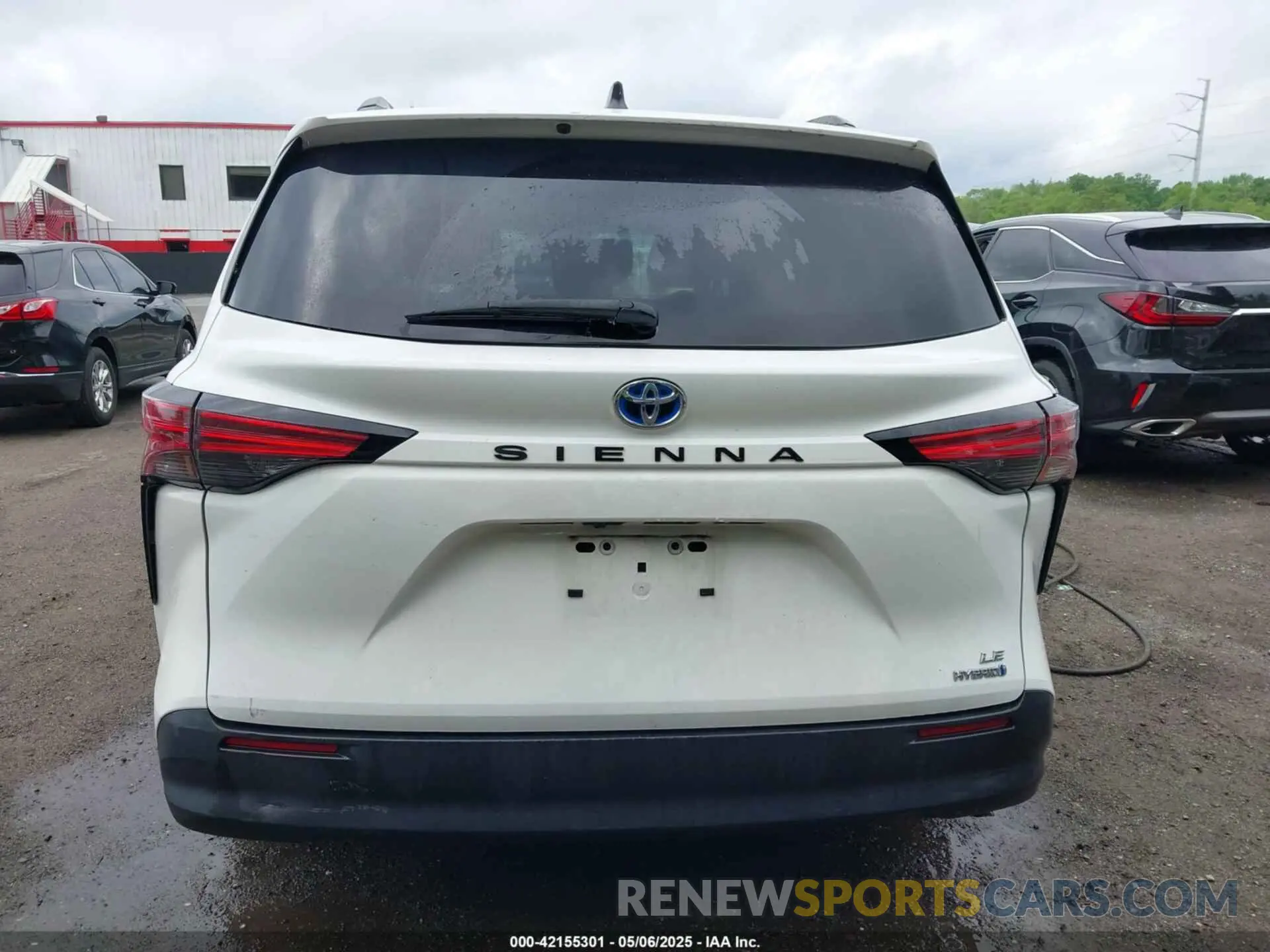 16 fotografías del automóvil dañado 5TDBRKEC8MS008394 TOYOTA SIENNA 2021