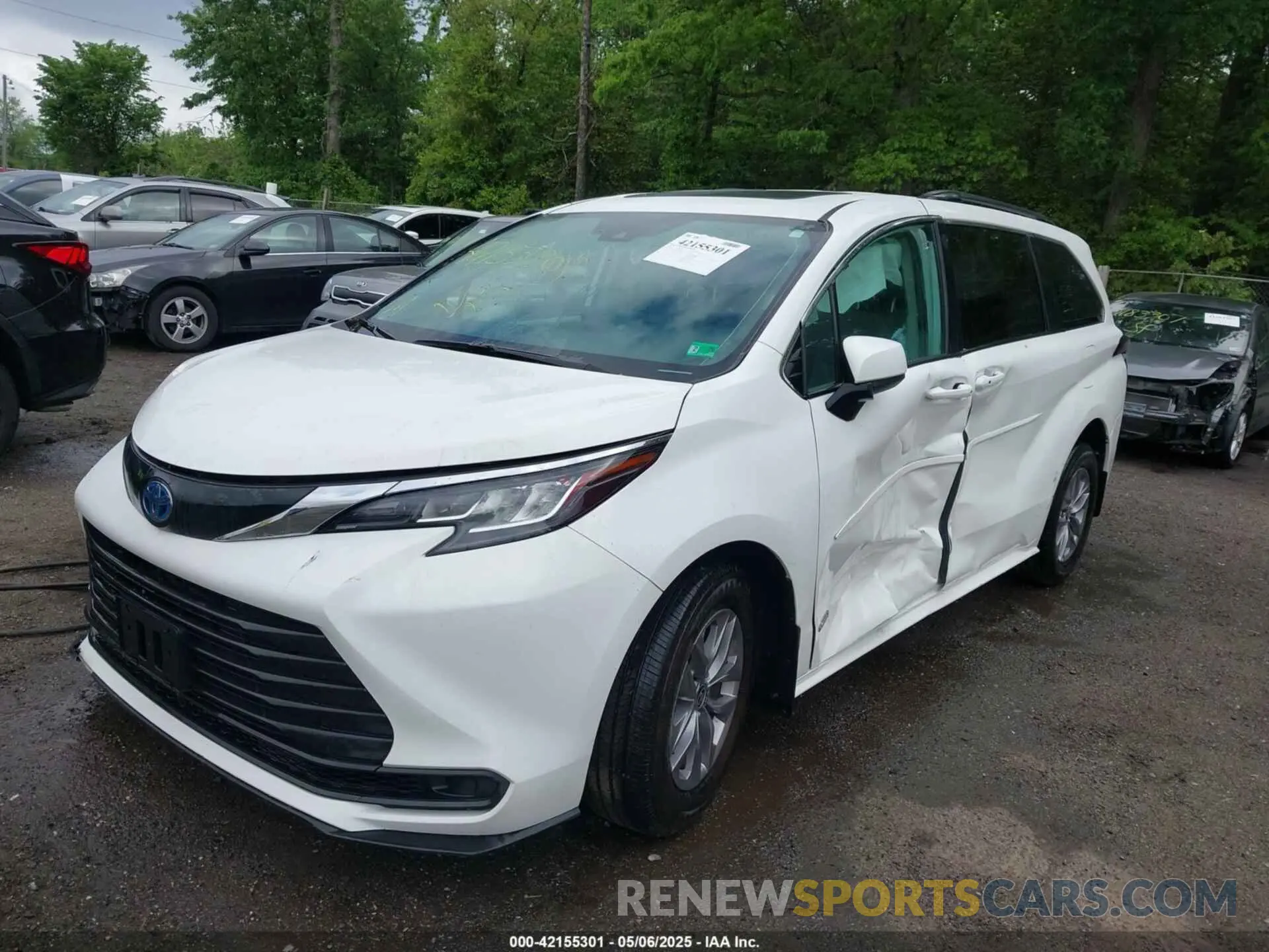 2 fotografías del automóvil dañado 5TDBRKEC8MS008394 TOYOTA SIENNA 2021