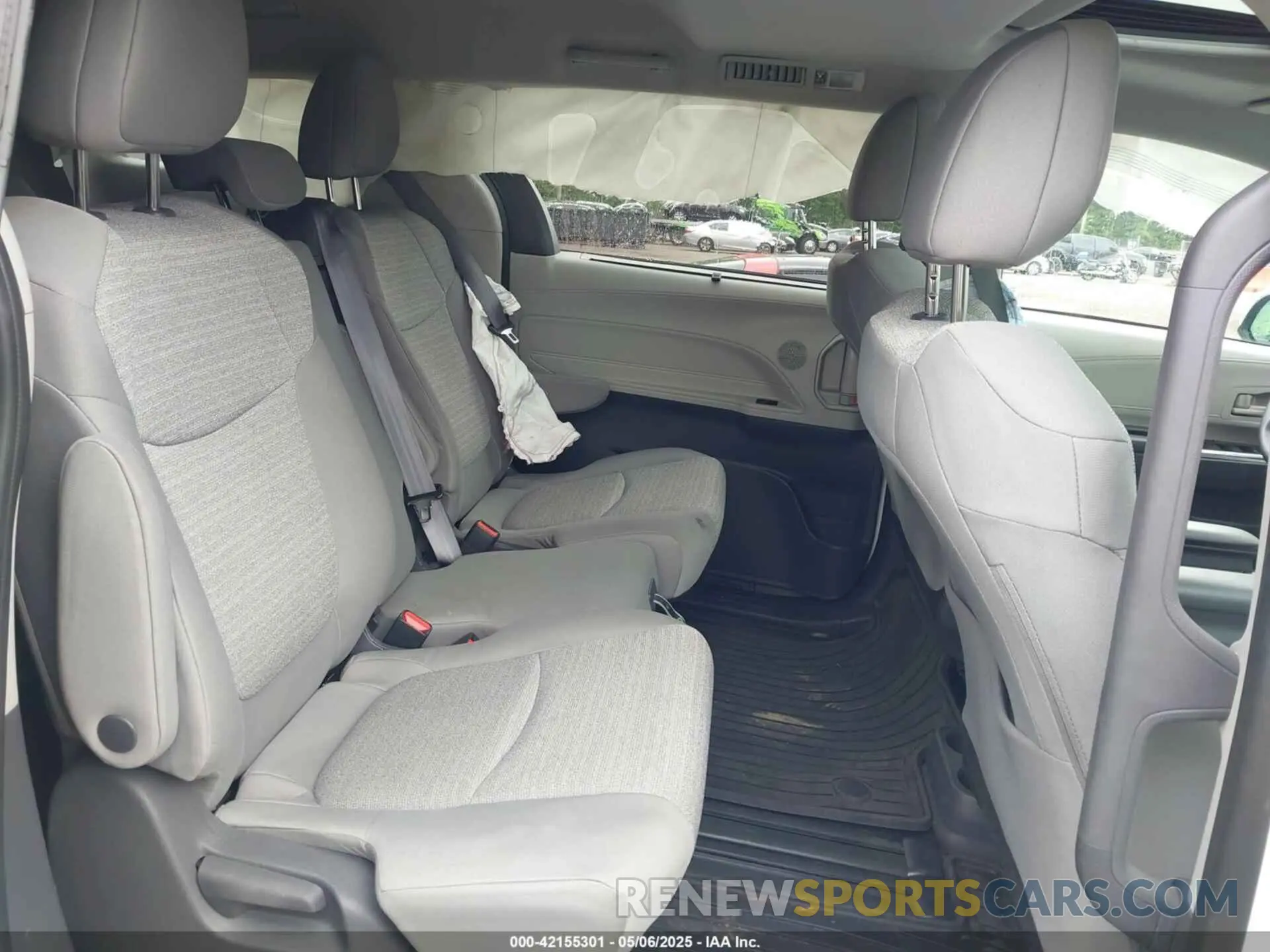 8 fotografías del automóvil dañado 5TDBRKEC8MS008394 TOYOTA SIENNA 2021