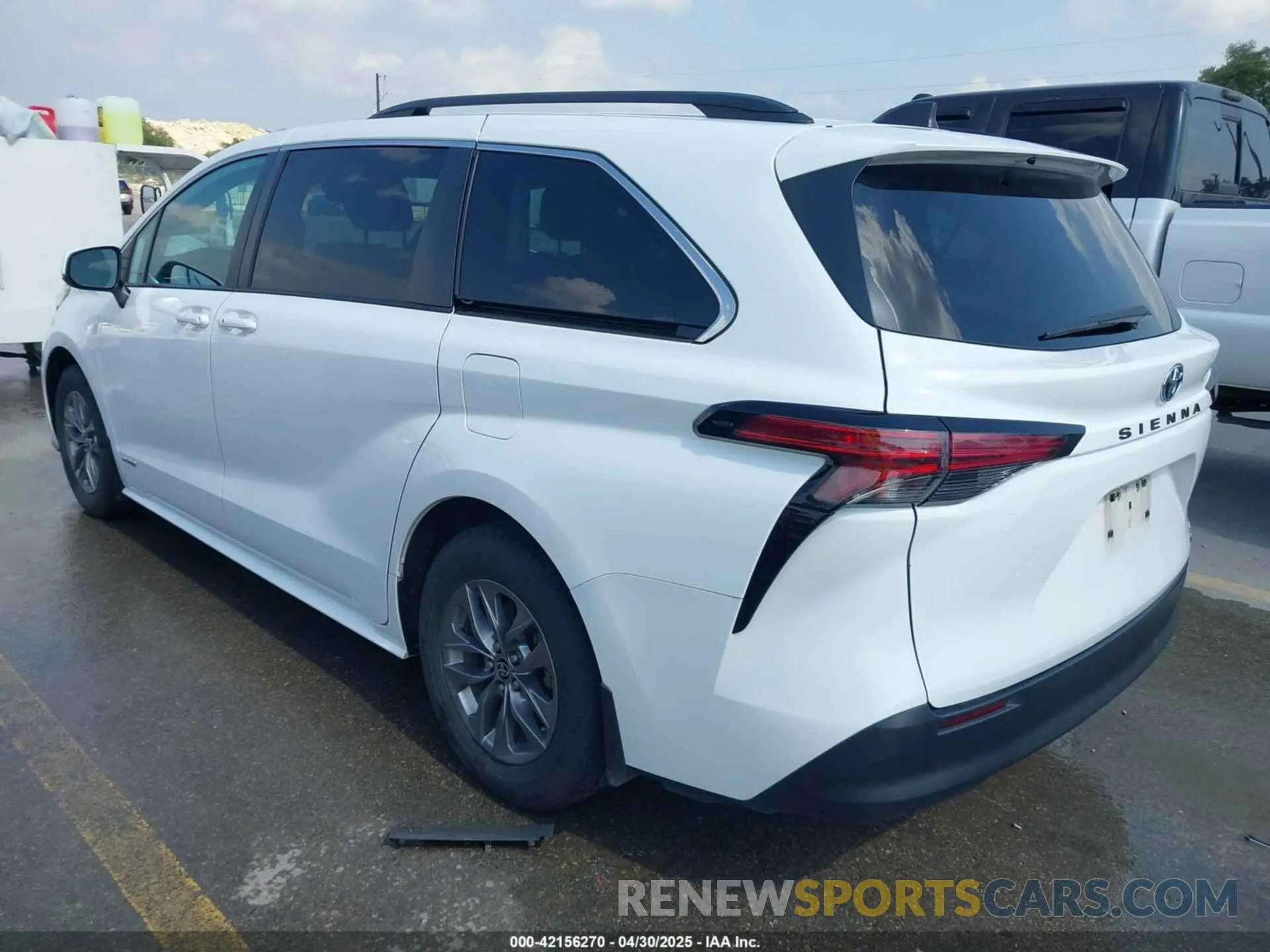 3 fotografías del automóvil dañado 5TDBRKEC8MS035577 TOYOTA SIENNA 2021