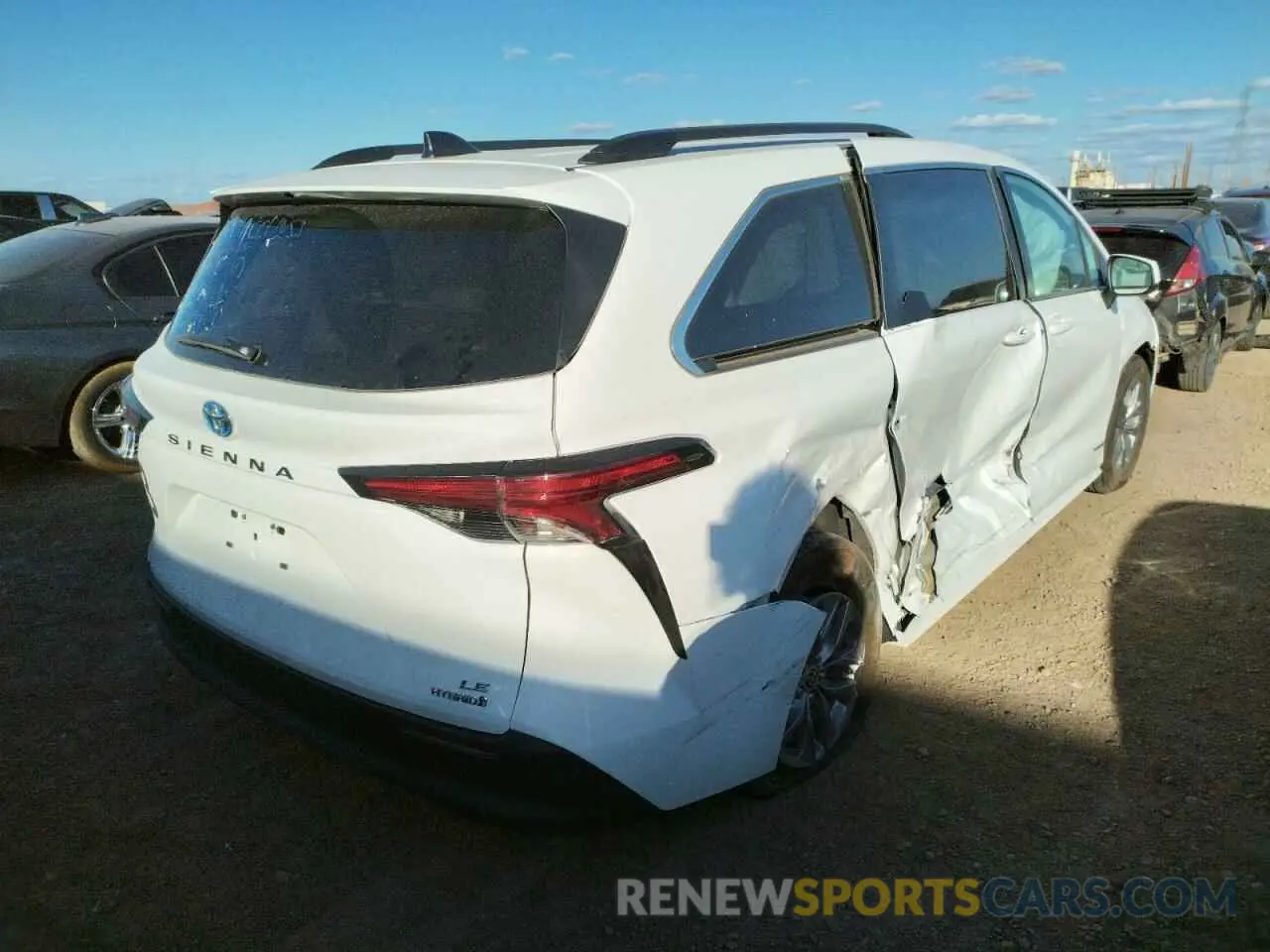 4 fotografías del automóvil dañado 5TDBRKEC8MS064061 TOYOTA SIENNA 2021