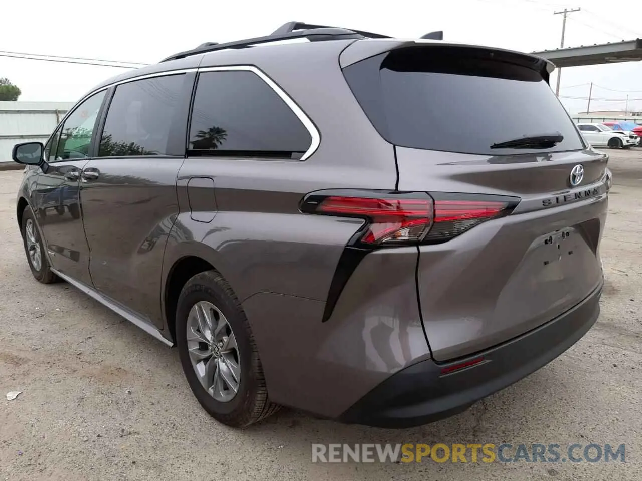 3 fotografías del automóvil dañado 5TDBRKECXMS009689 TOYOTA SIENNA 2021