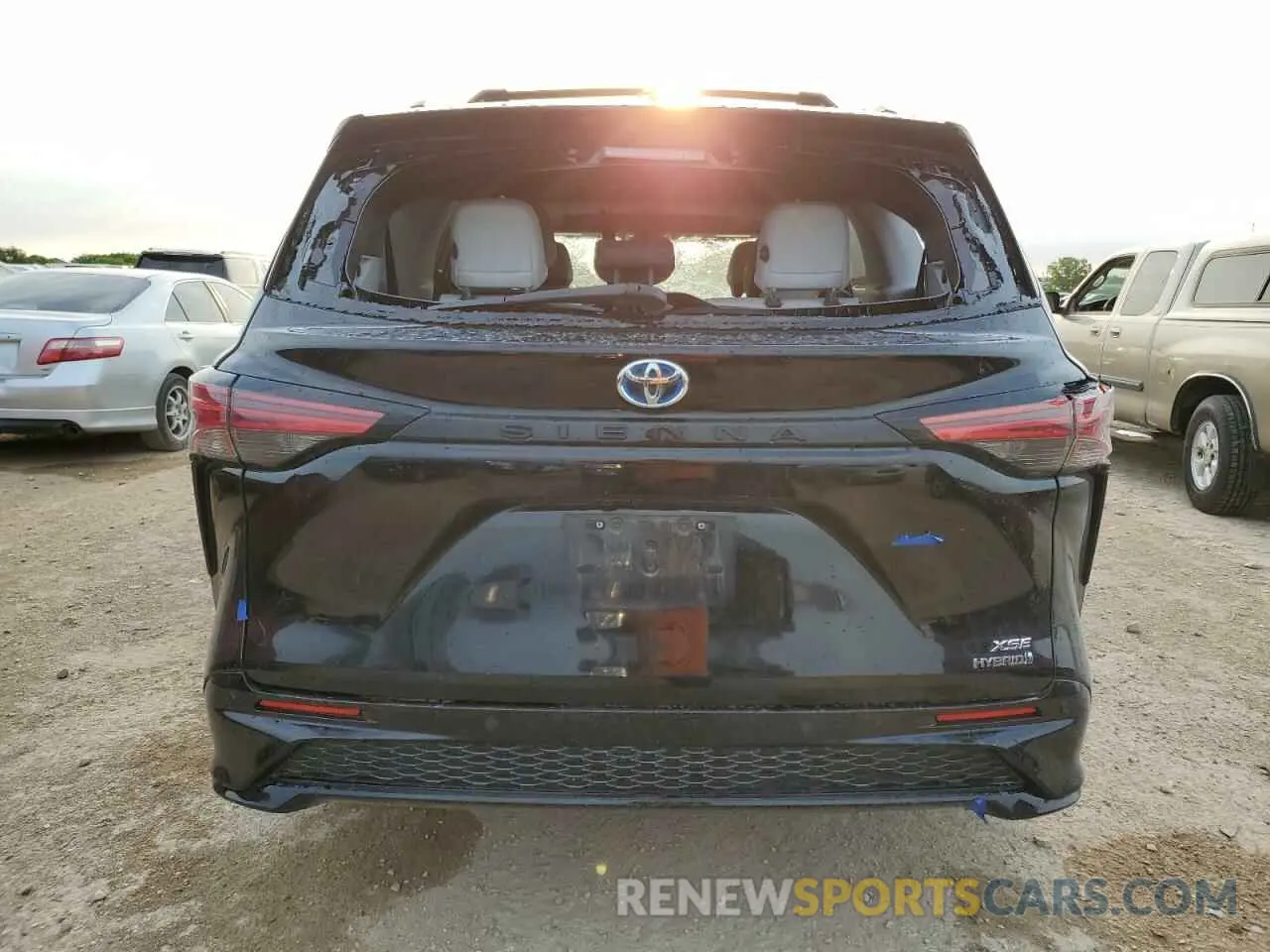 6 fotografías del automóvil dañado 5TDDRKEC0MS002338 TOYOTA SIENNA 2021