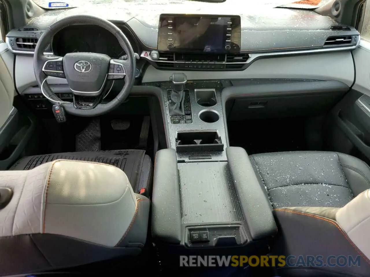 8 fotografías del automóvil dañado 5TDDRKEC0MS002338 TOYOTA SIENNA 2021