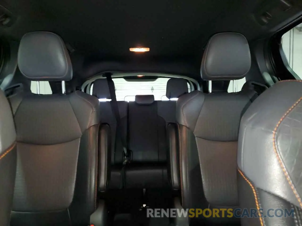 10 fotografías del automóvil dañado 5TDDRKEC5MS029633 TOYOTA SIENNA 2021