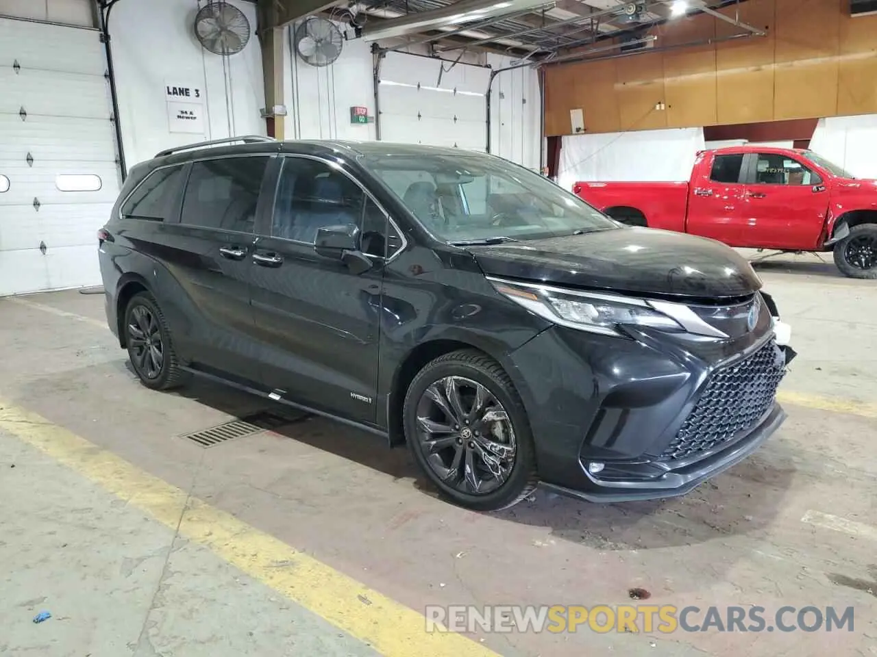 4 fotografías del automóvil dañado 5TDDRKEC5MS029633 TOYOTA SIENNA 2021