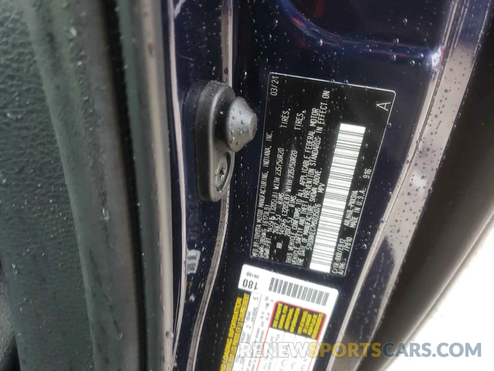 10 fotografías del automóvil dañado 5TDDRKEC7MS035076 TOYOTA SIENNA 2021