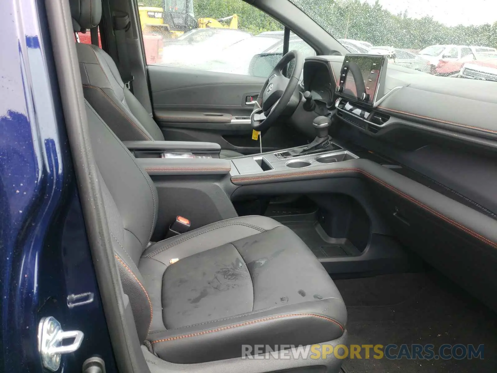 5 fotografías del automóvil dañado 5TDDRKEC7MS035076 TOYOTA SIENNA 2021