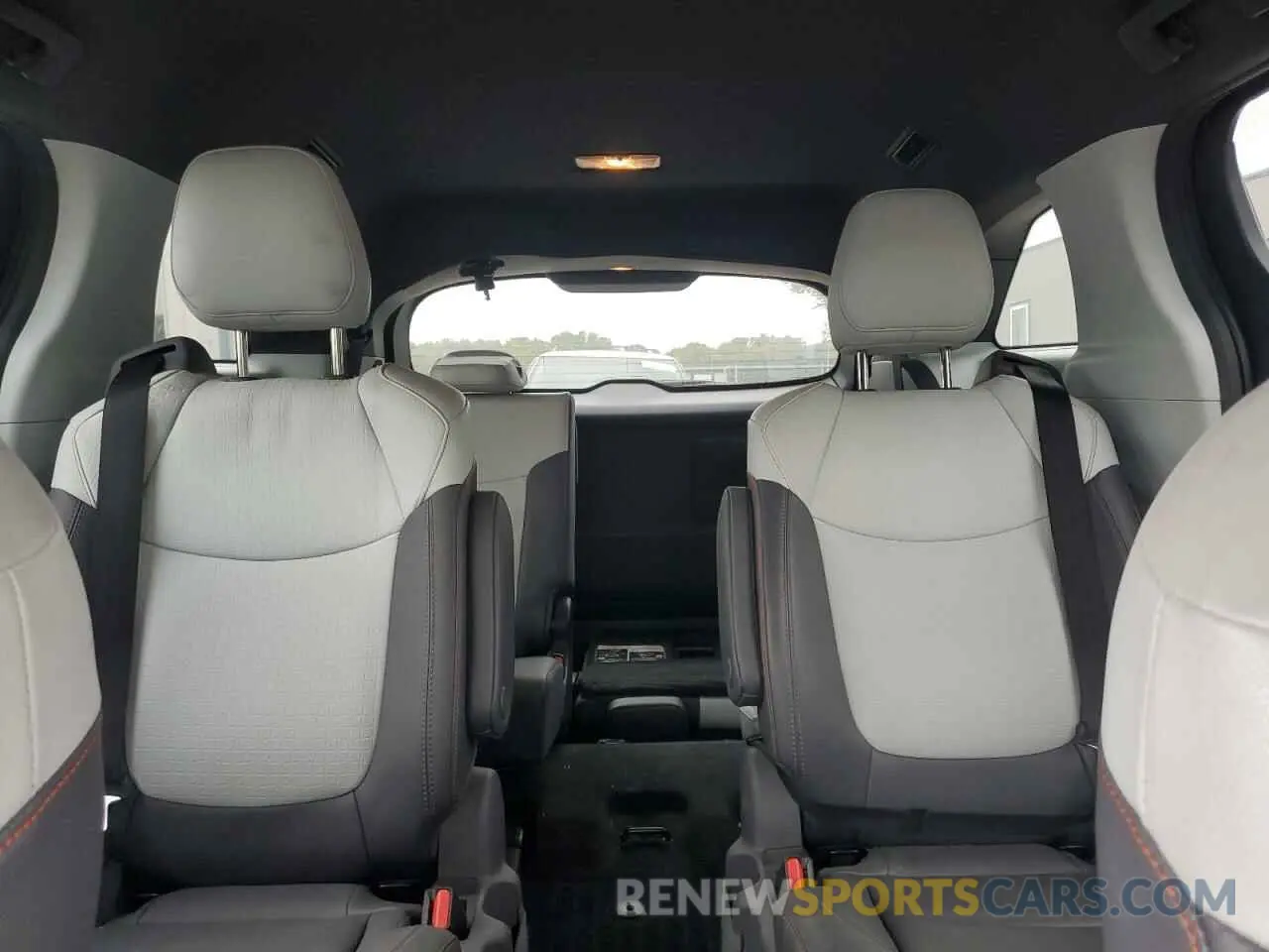 10 fotografías del automóvil dañado 5TDDSKFC0MS025251 TOYOTA SIENNA 2021