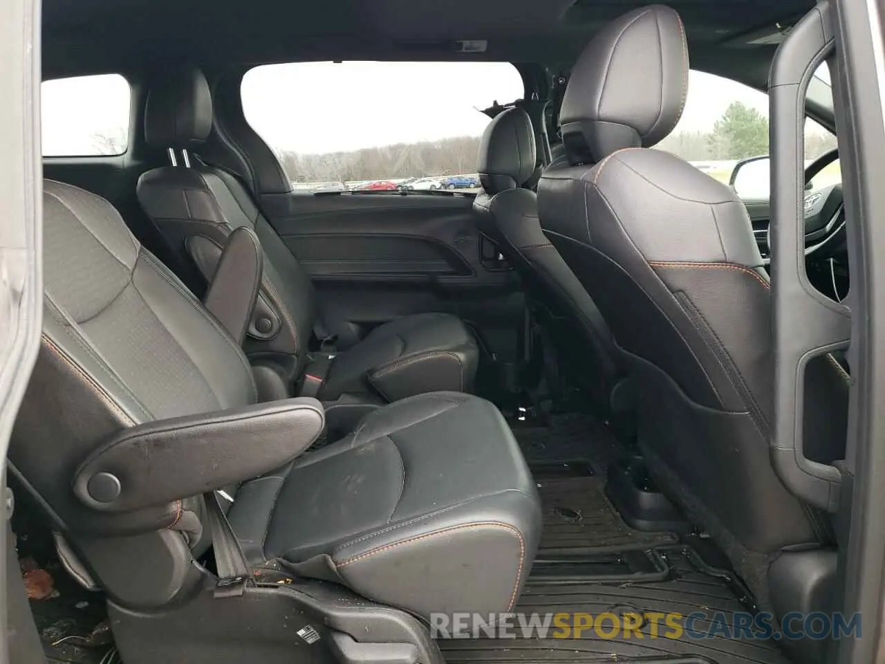 11 fotografías del automóvil dañado 5TDDSKFCXMS027072 TOYOTA SIENNA 2021