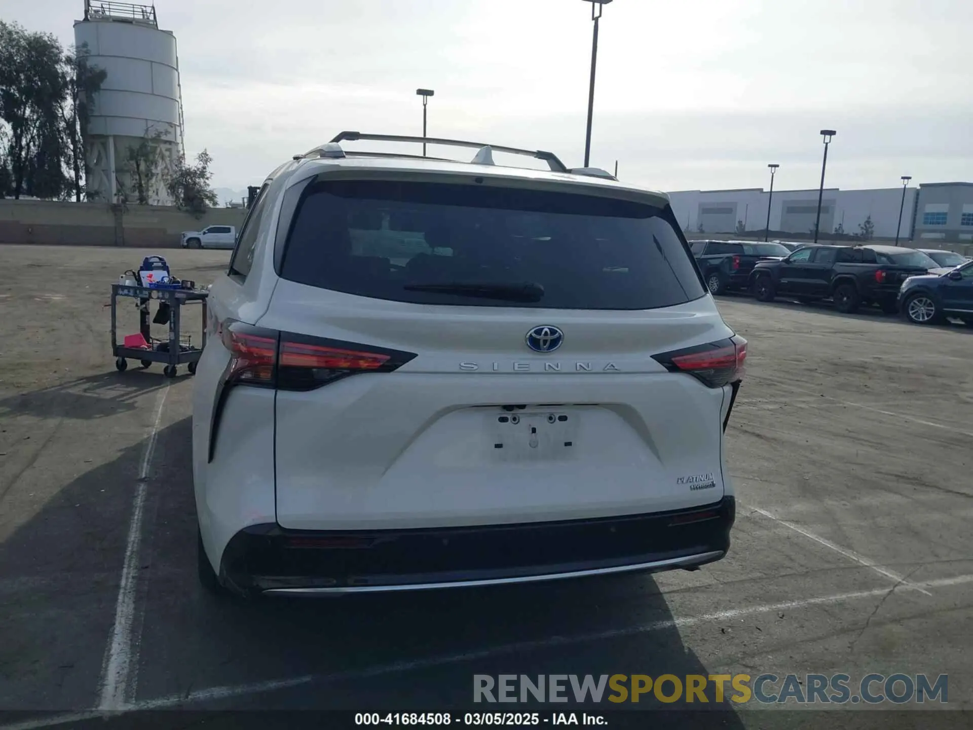 17 fotografías del automóvil dañado 5TDERKEC0MS009522 TOYOTA SIENNA 2021